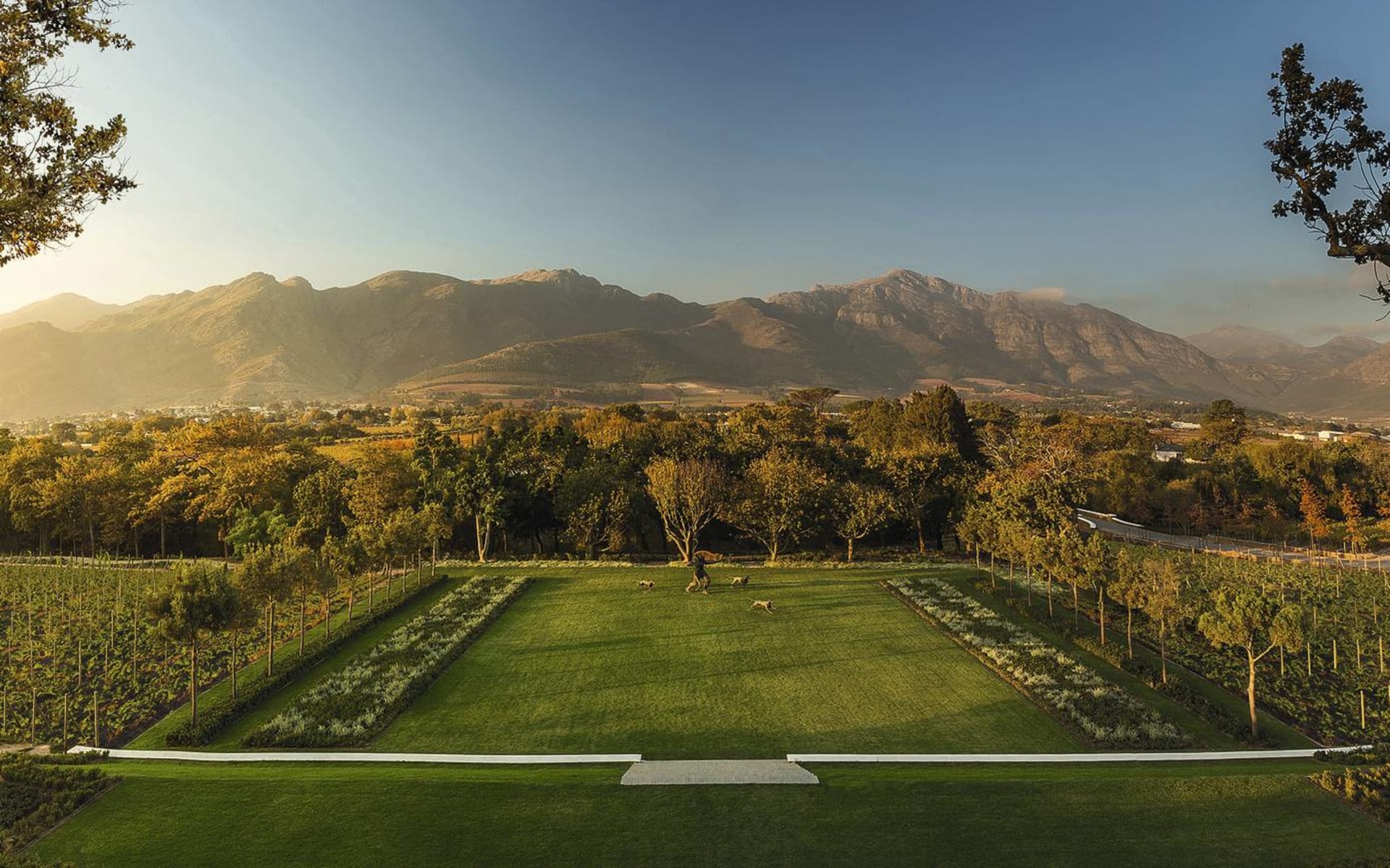 Le Quartier Francais in Franschhoek:  Leeu Collection - Aussenansicht Umgebung