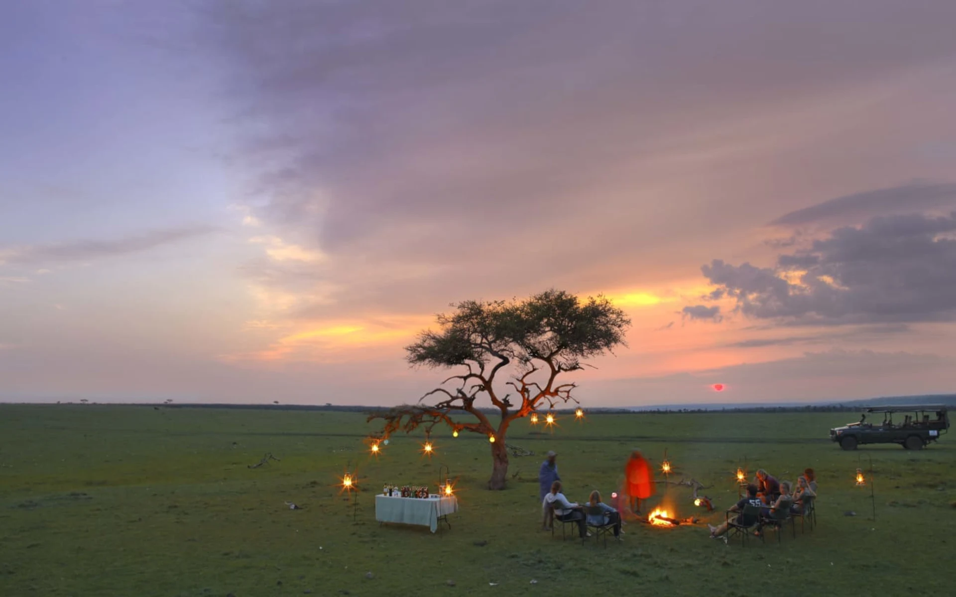 Naboisho Camp in Masai Mara:  Sundowners-in-the-conservancy