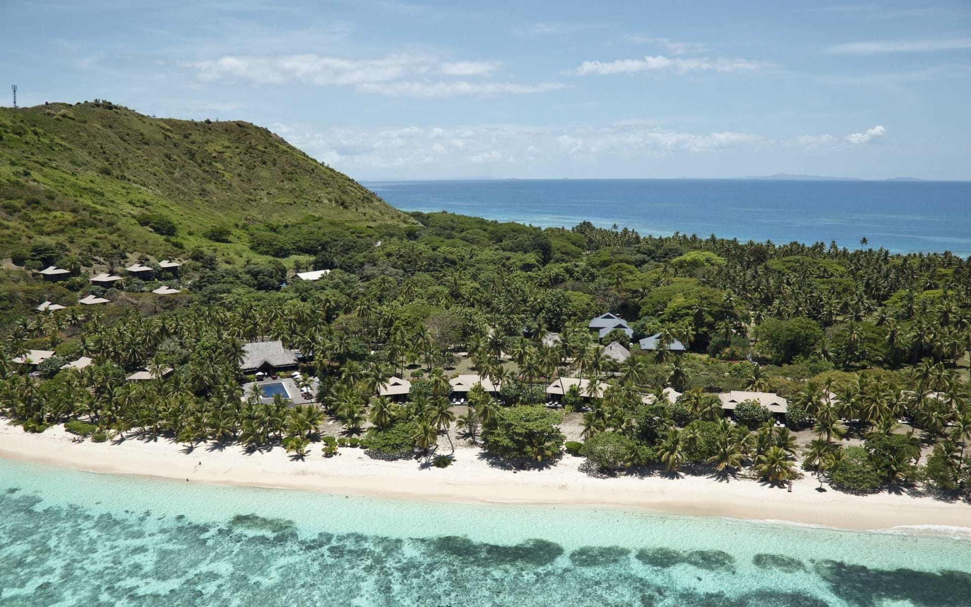 Vomo Island Resort:  Vomo Island Resort - Vogelperspektive auf Anlage