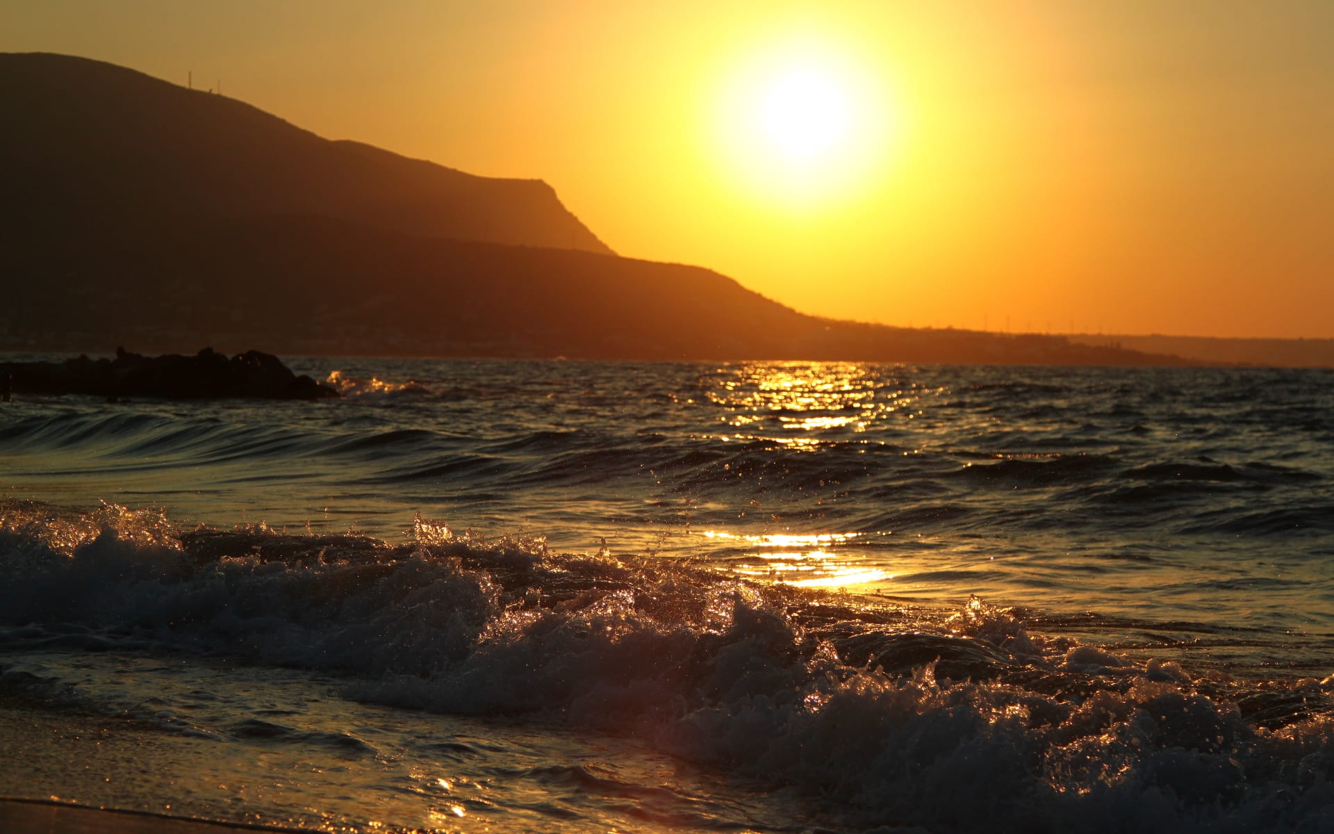 Badeferien im Hotel Kernos Beach ab Heraklion: Malia Beach Sonnenuntergang Meer Kreta GR