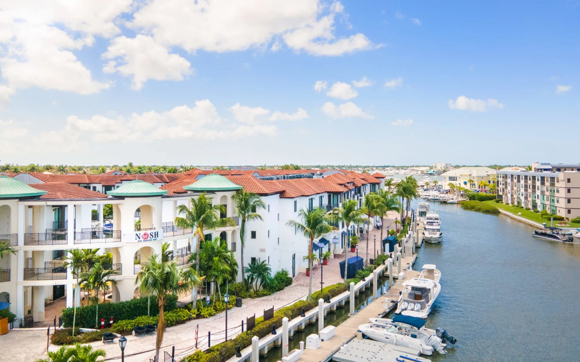 Naples Bay Resort & Marina: Naples Bay_aussen_Webseite