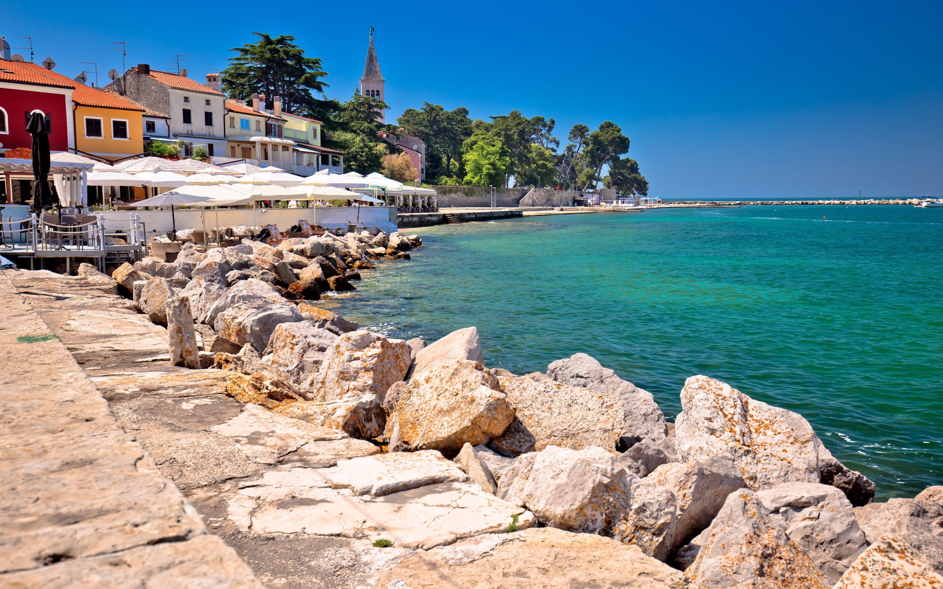 Badeferien im Aminess Maestral Hotel ab Umag: Novigrad_Küste_