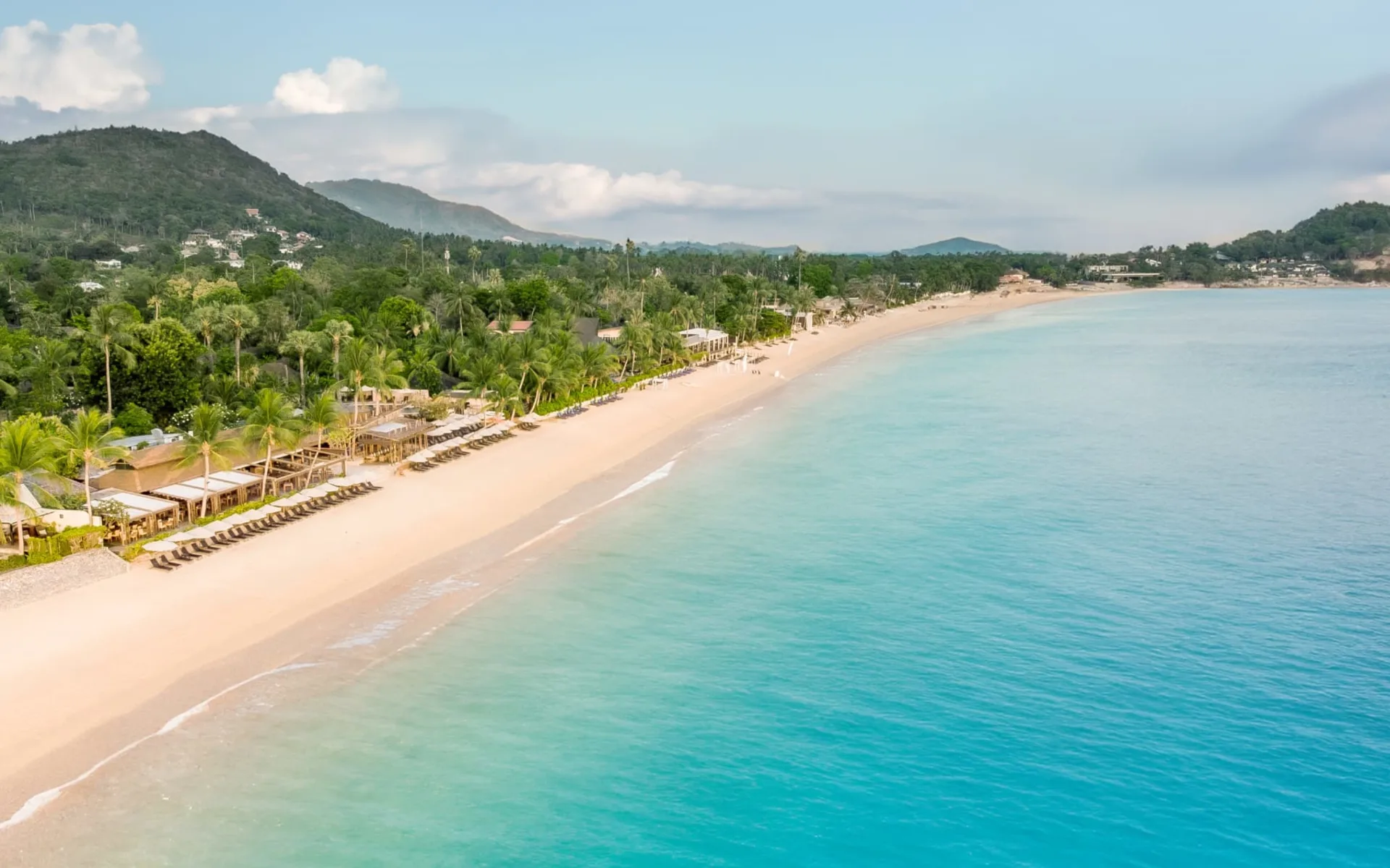 Bandara Spa Resort & Pool Villas in Ko Samui:  location: Overview | Beach