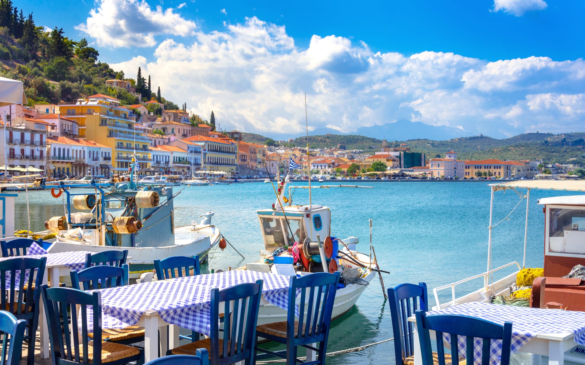 Badeferien im Aldemar Olympian Village Hotel ab Kalamata: Peloponnese_Hafen_Restaurant_