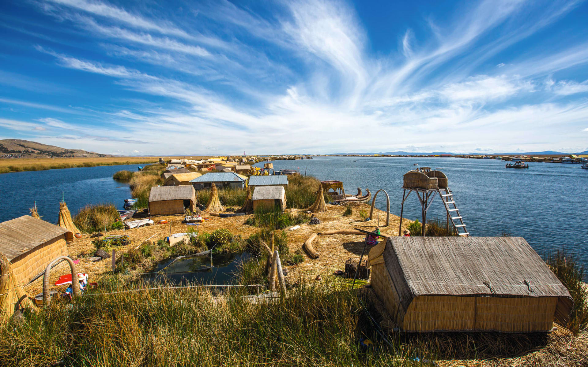 Zubucherreise Puno: Peru - Puno - Urus Dorf