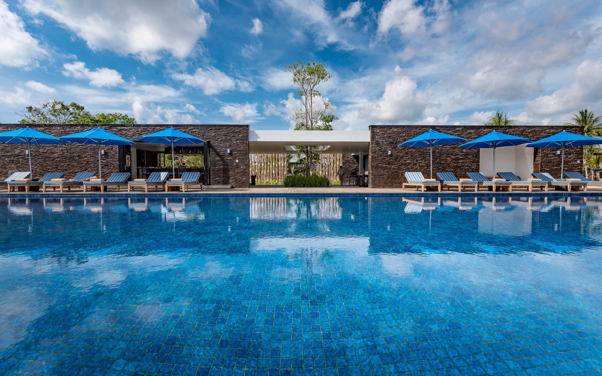 The Residence Bintan: Infinity Pool