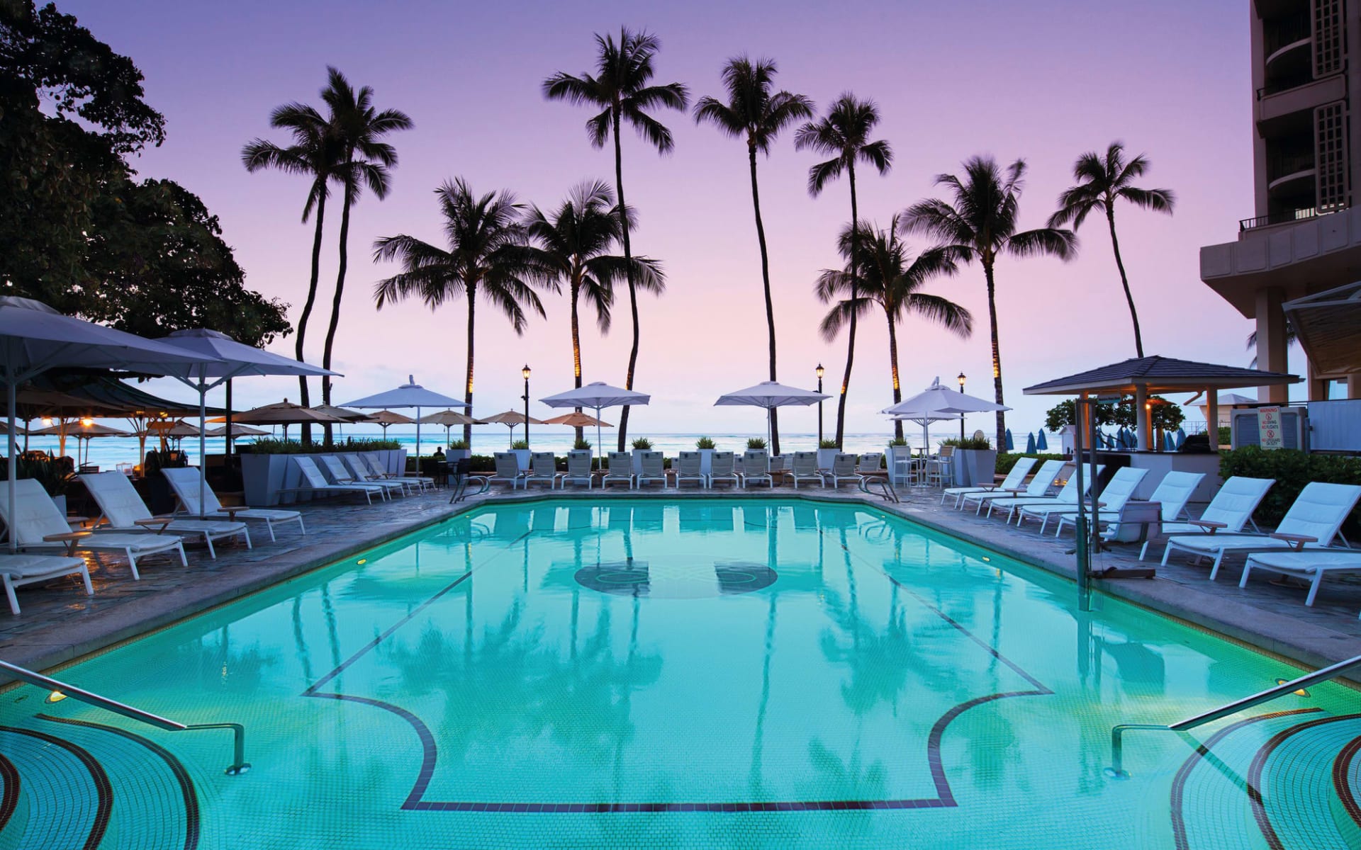 Moana Surfrider, a Westin Resort in Honolulu - Oahu: Moana Surfrider, a Westin Resort - Poolanlage