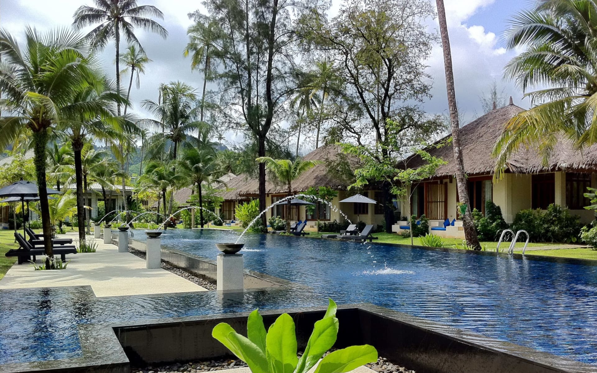 Bangsak Village in Khao Lak: Pool