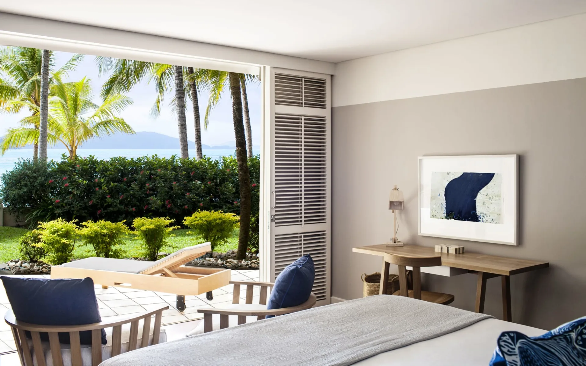 Beach Club in Hamilton Island: Premium-Beach-Club-room-View-HR