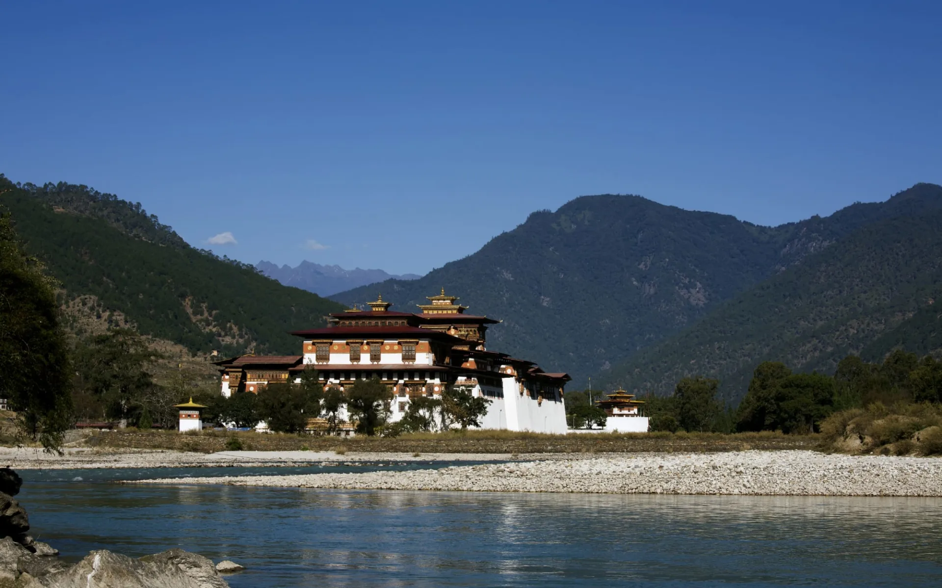 Im Land des Donnerdrachens ab Paro: Punakha: Dzong