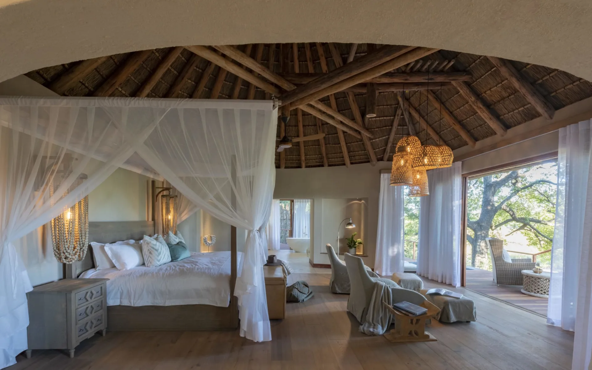 Dulini River Lodge in Sabi Sands: River Lodge suite