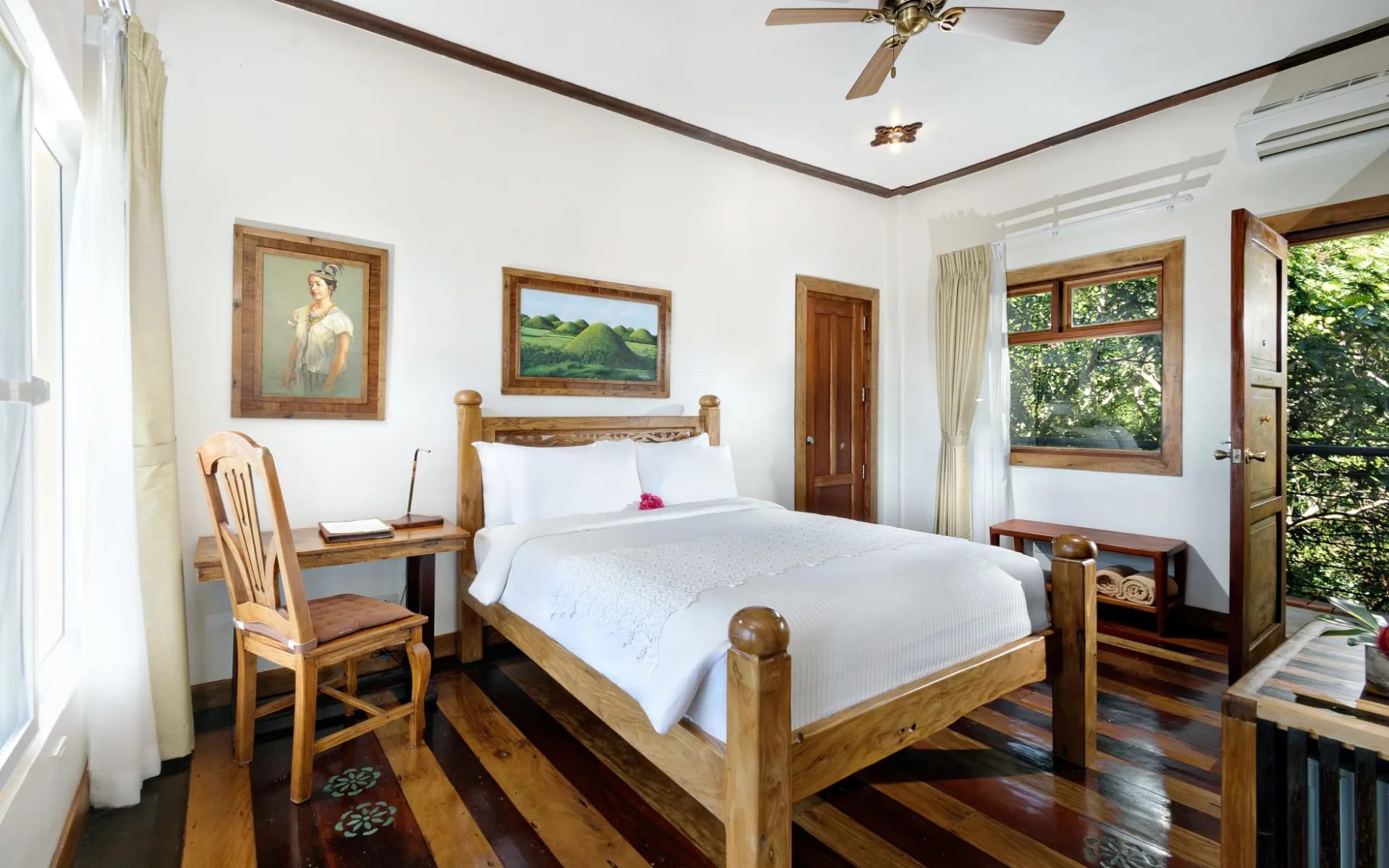 Amarela Resort in Bohol: Deluxe Queen Room