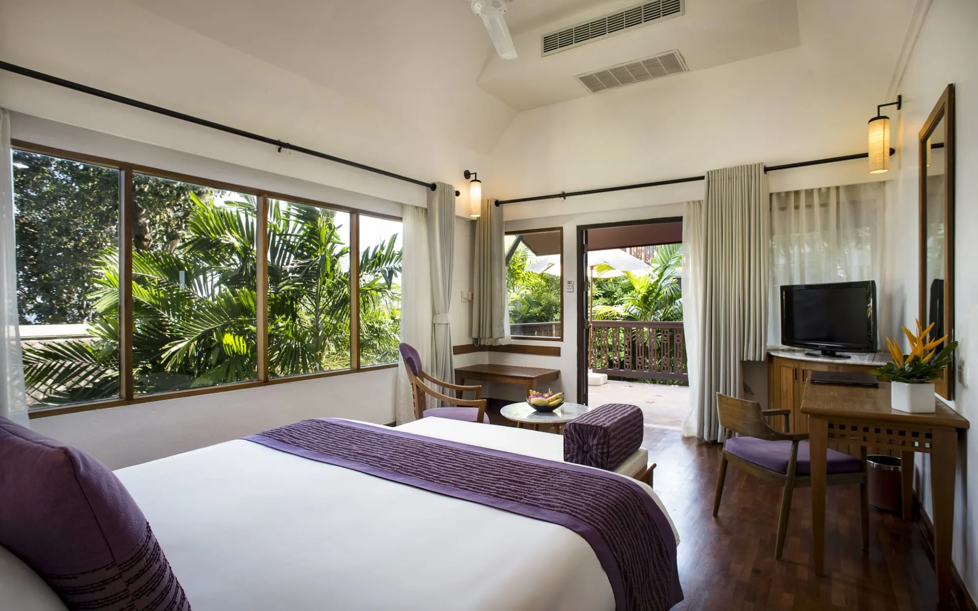 Centara Villas Phuket: Deluxe Villa Garden View