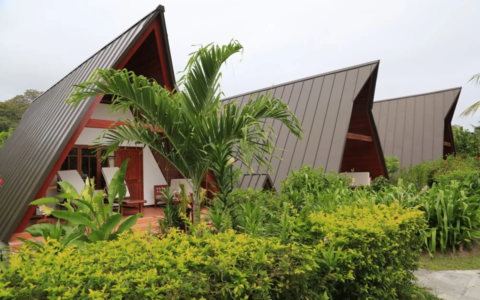 La Digue Island Lodge: Garden Chalet