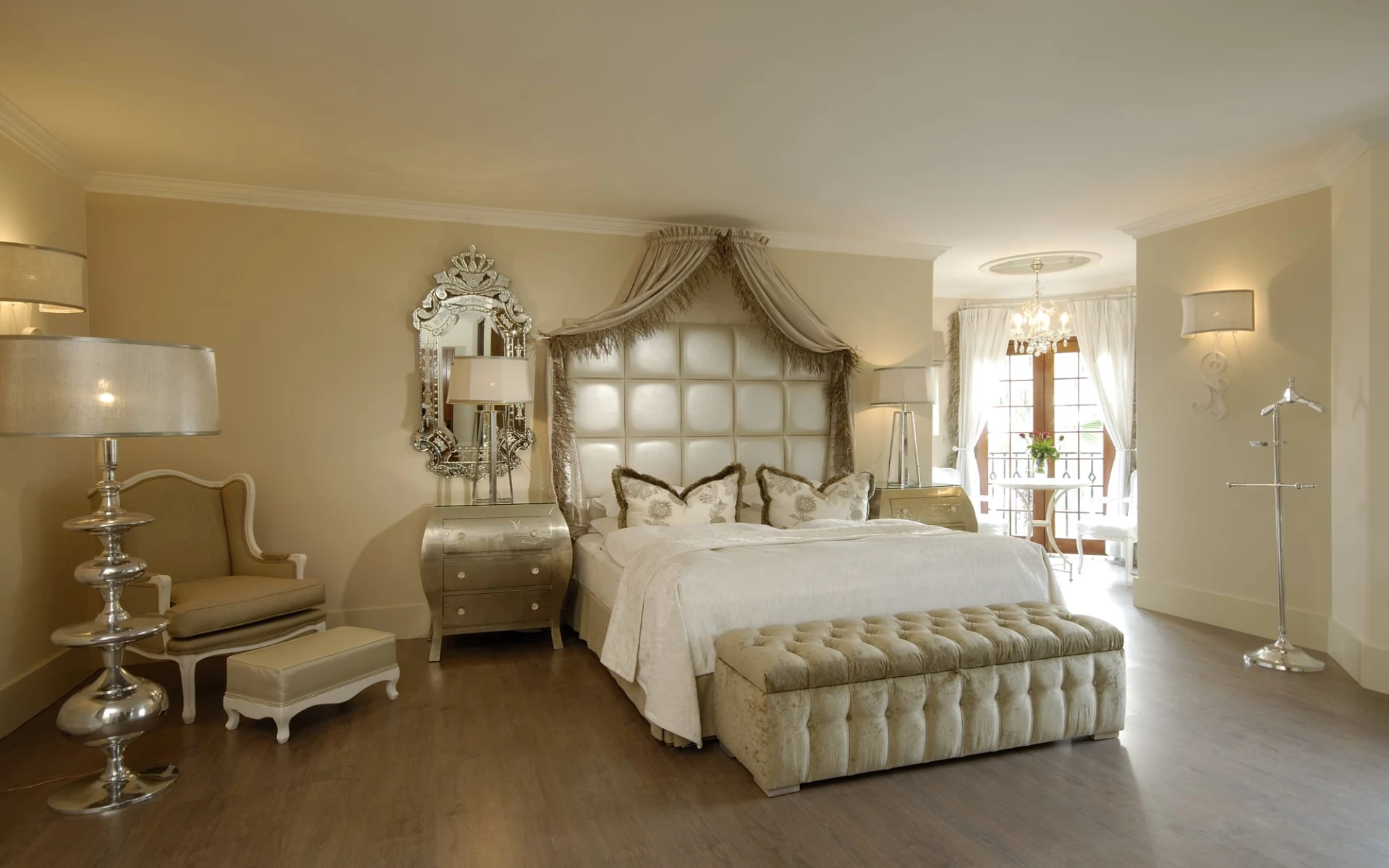 Hotel Heinitzburg in Windhoek Stadt:  Heinitzburg Hotel - Zimmer mit Bett