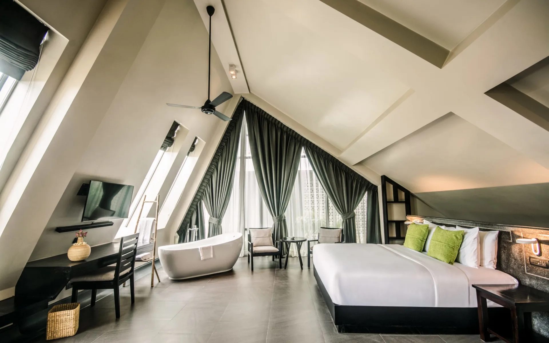 Anjali by Syphon in Siem Reap: Junior Rooftop Suite