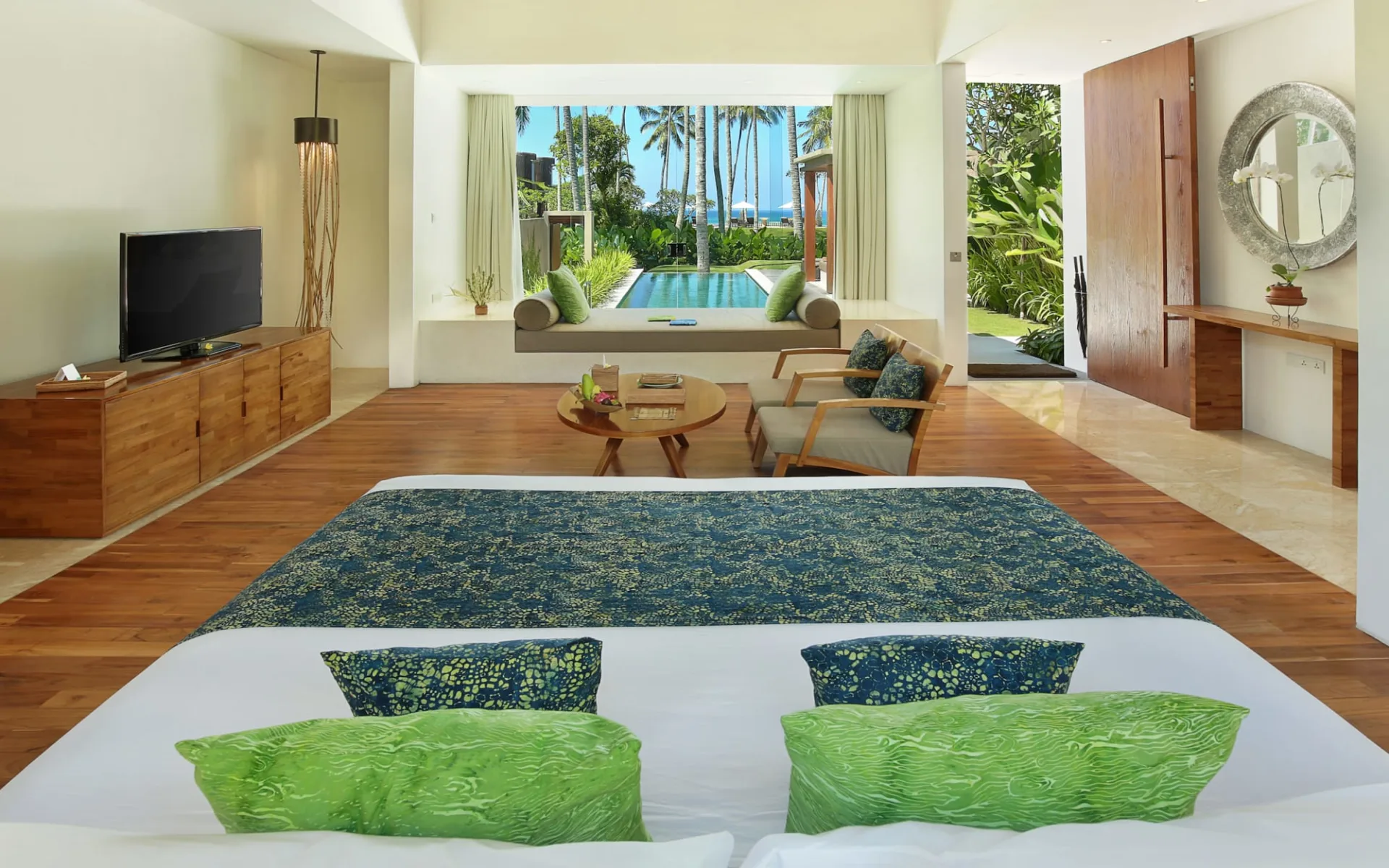 Candi Beach Resort & Spa in Ostbali:  Luxury Pool Villa 