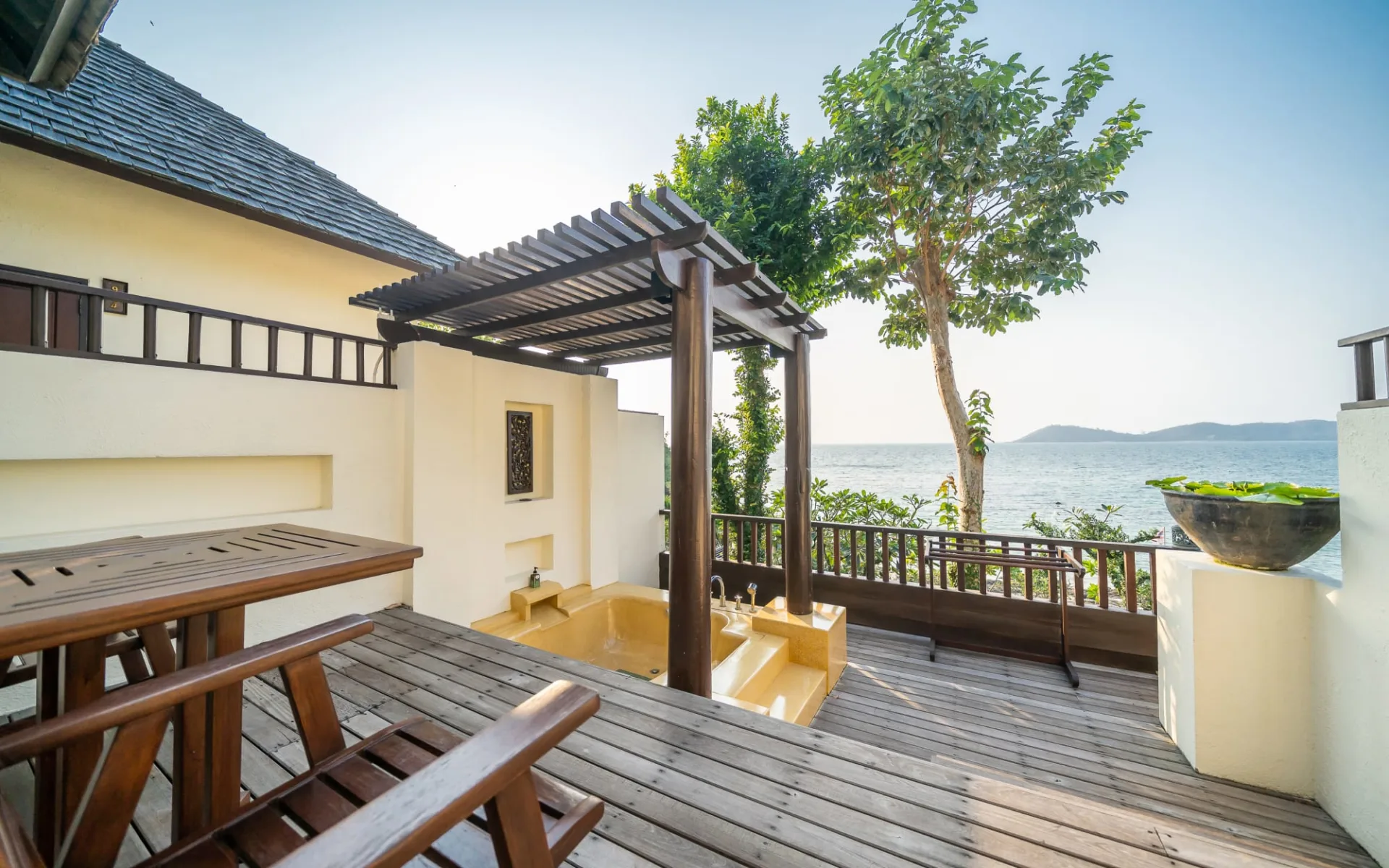 Le Vimarn Cottages & Spa in Ko Samed: Premier Ocean Hillside