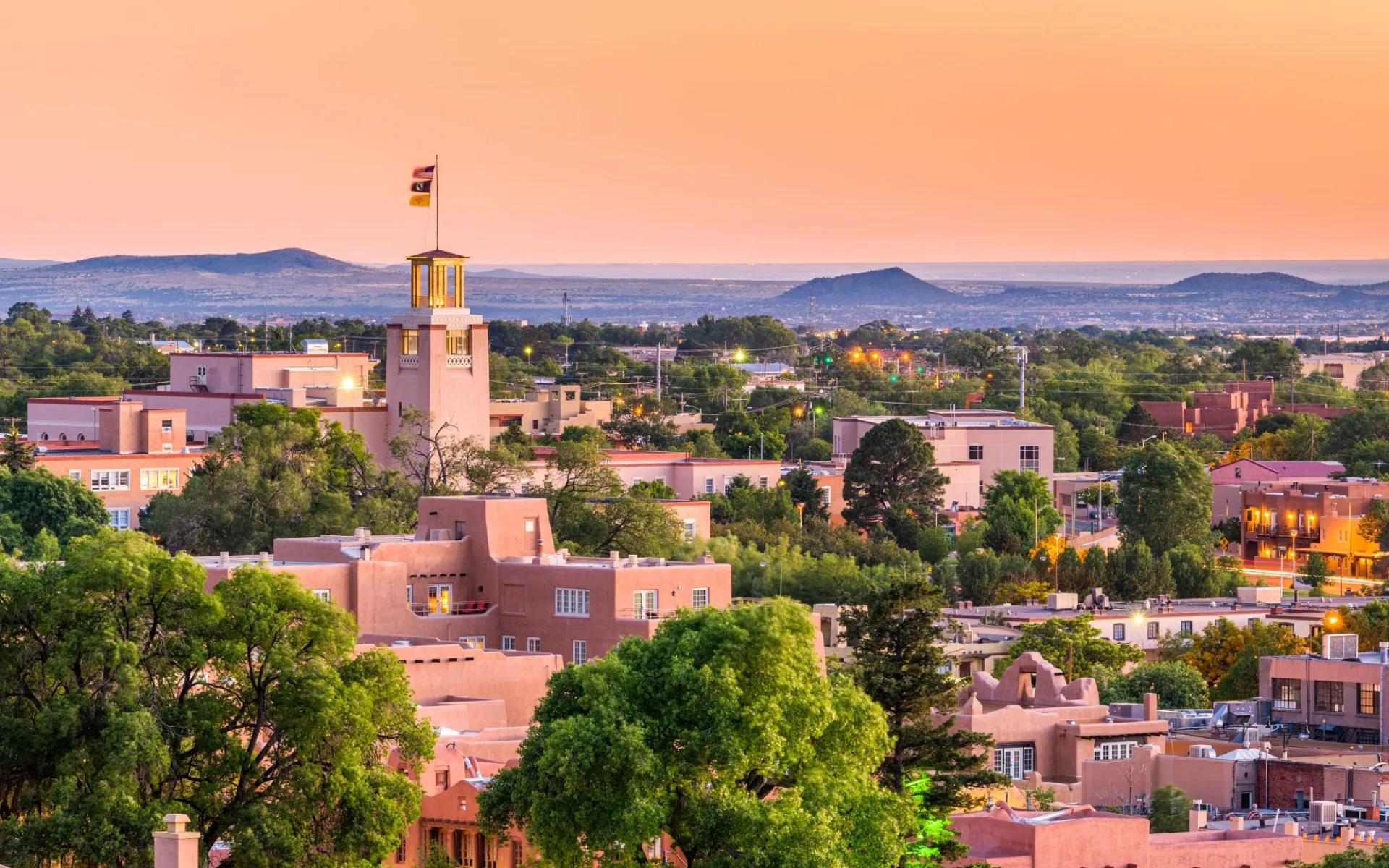 Inn of the Governors in Santa Fe: shutterstock_1462333493_santafe