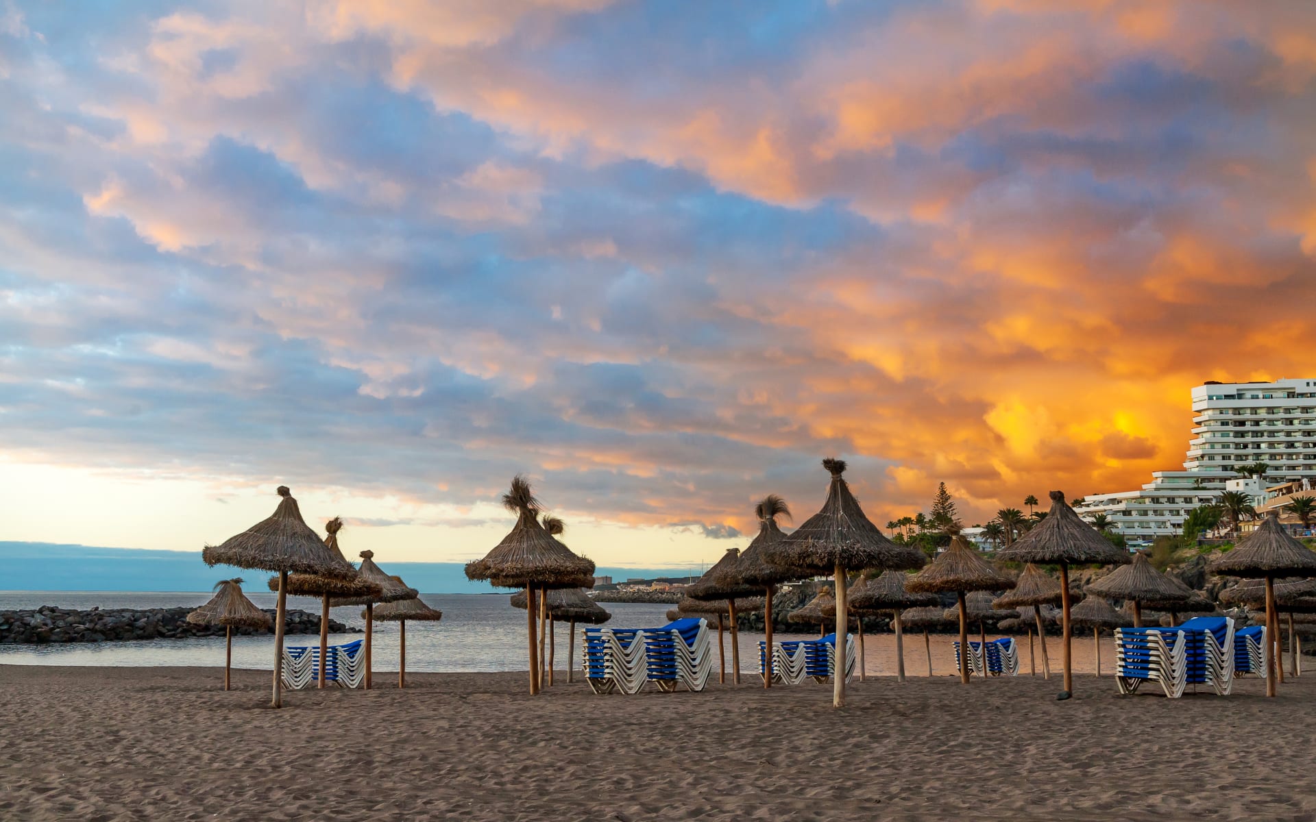 Badeferien im Alexandre Hotel Gala ab Teneriffa: Sonnenuntergang Playa de las America