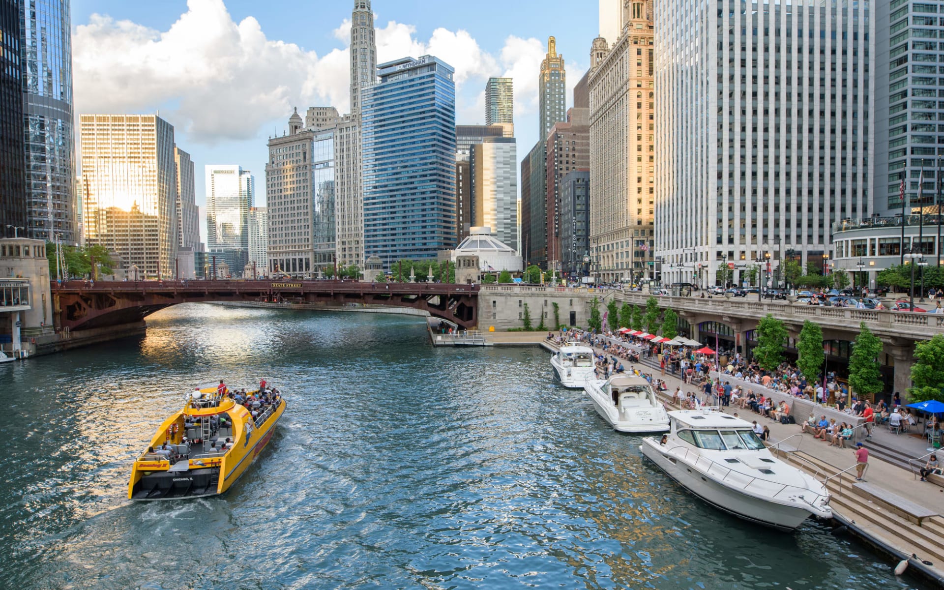 Individuelle Bahnreise - Texas ab Chicago: USA - Illinois - Chicago Downtown Riverwalk