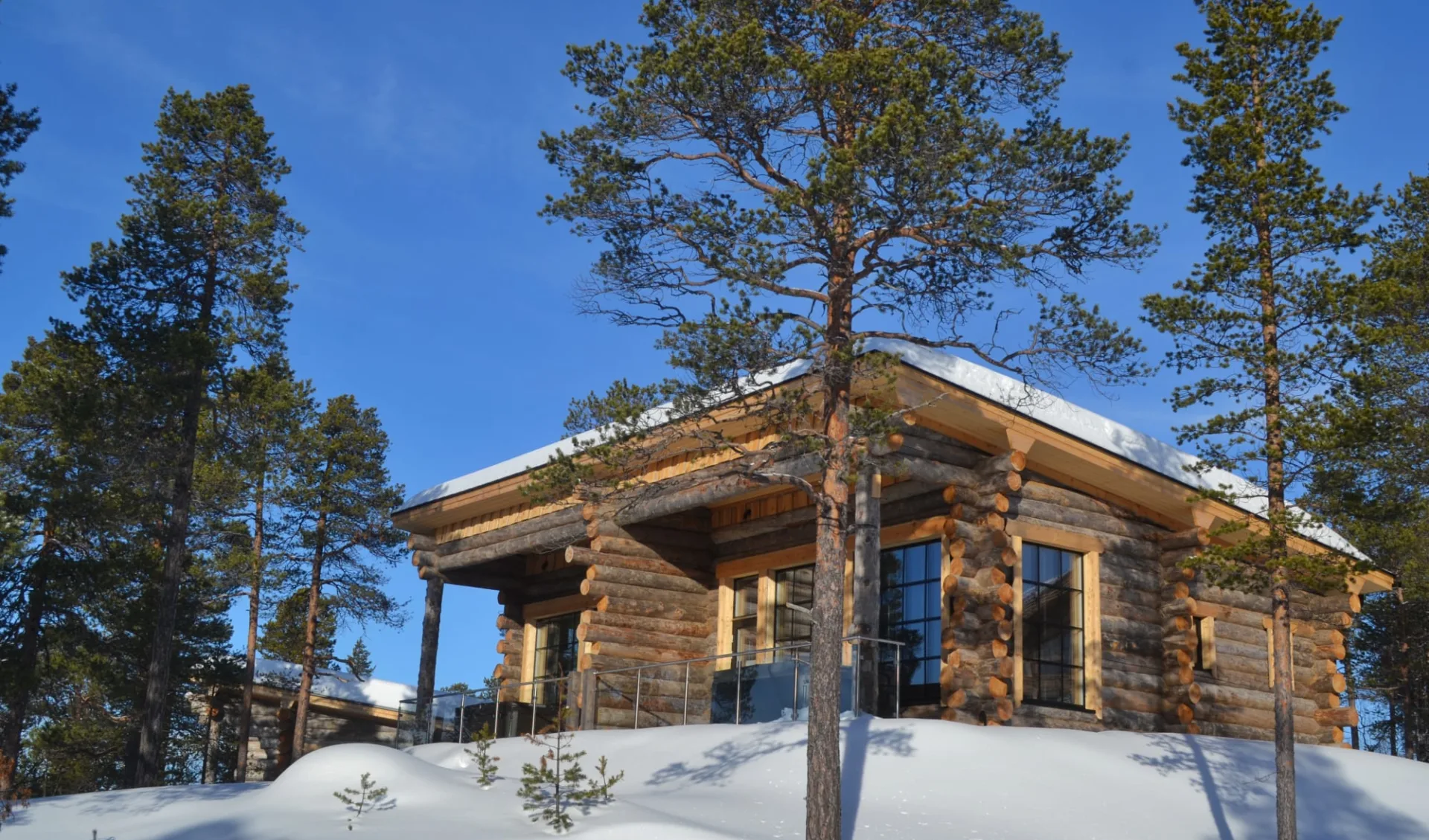 Wilderness Hotel Nangu in Inari: 26-27_Nangu_Panorama Log Cabin