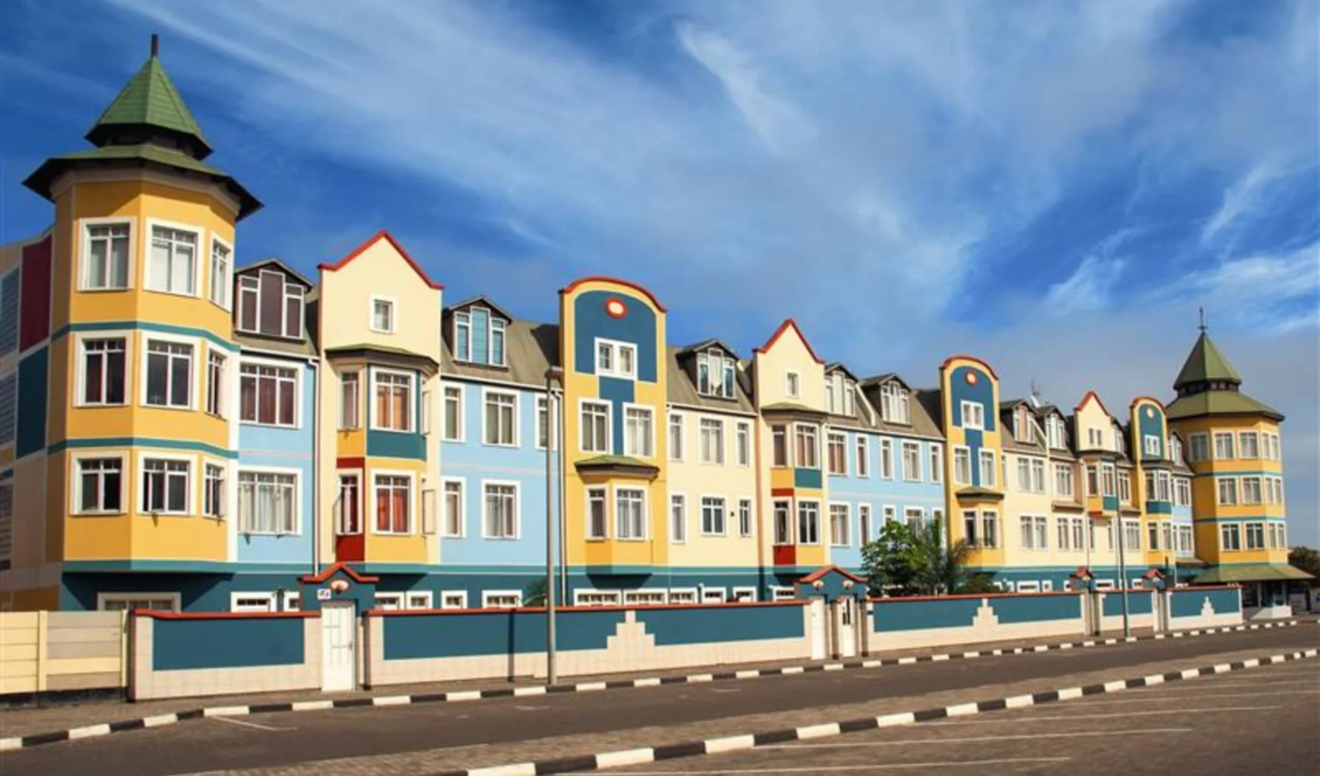 Namibia Lesereise Schweizer Familie - Weite Wüsten, Wilde Tiere ab Windhoek Stadt: 316375f8-b915-40c8-bbb8-c4185c7b0777