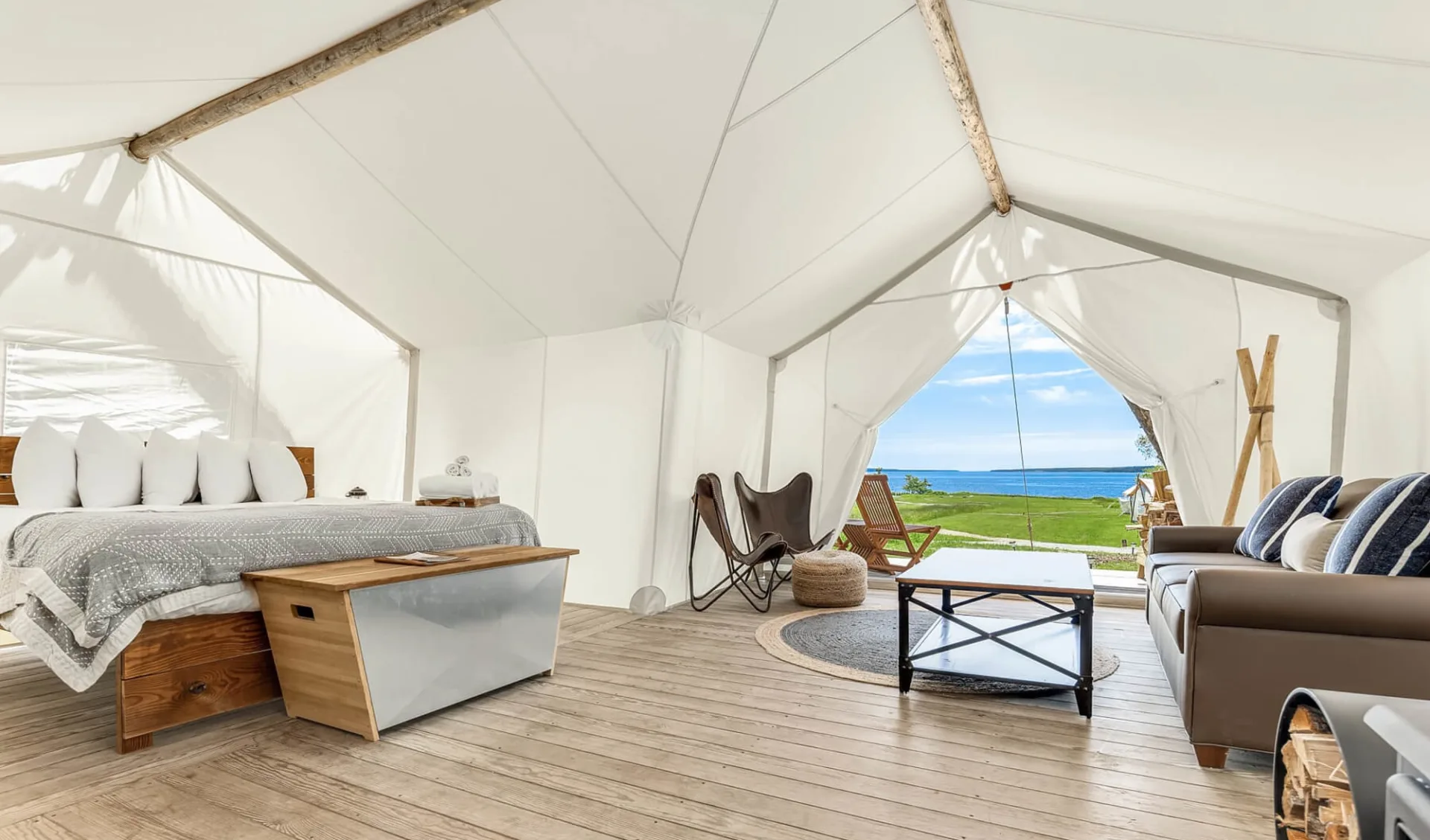 Under Canvas Acadia in Surry: Acadia_Tent Suite_Webseite