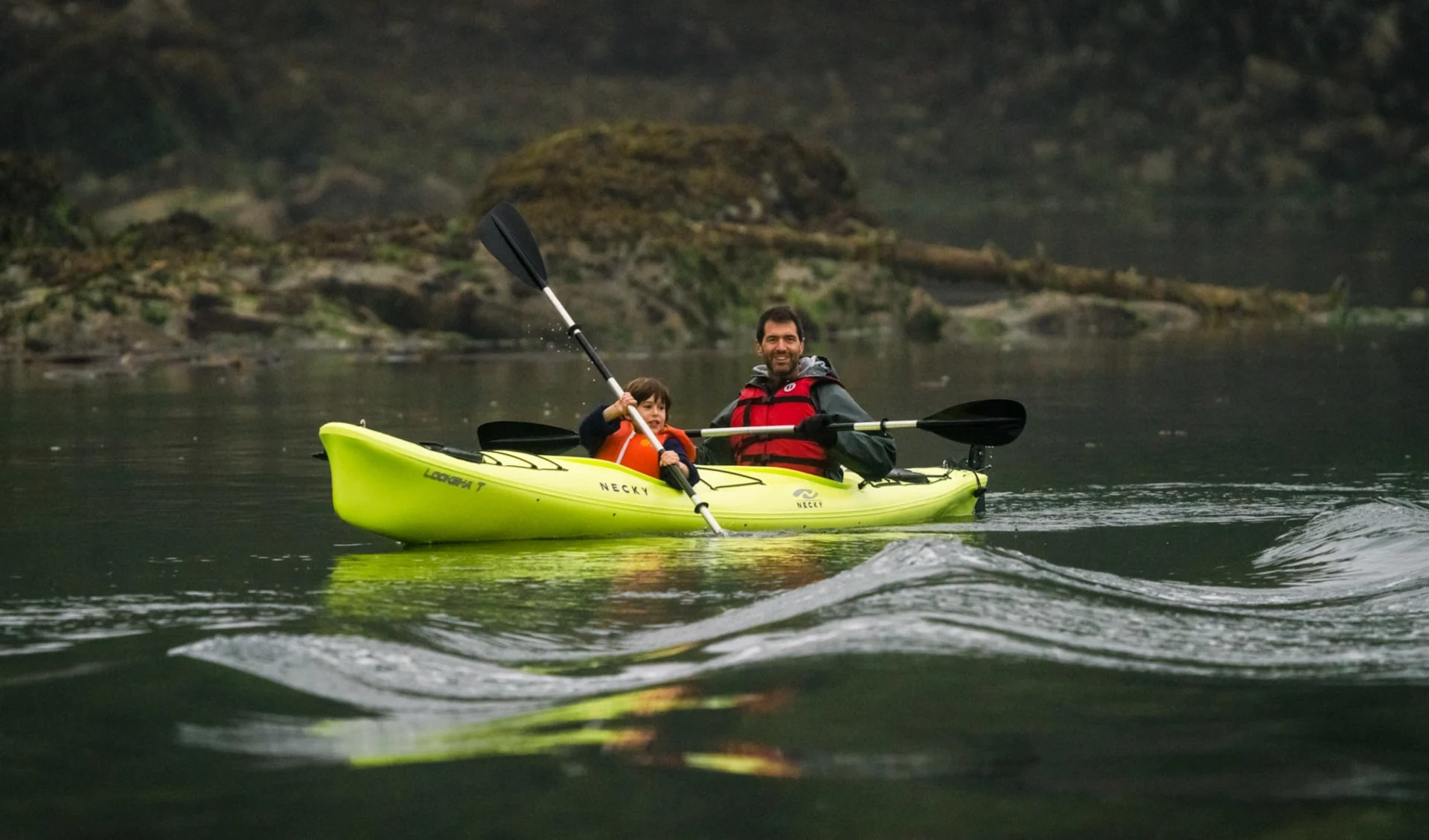 Bärenbeobachtung Farewell Lodge ab Vancouver Island: activities: Farewell Lodge - Kayaking