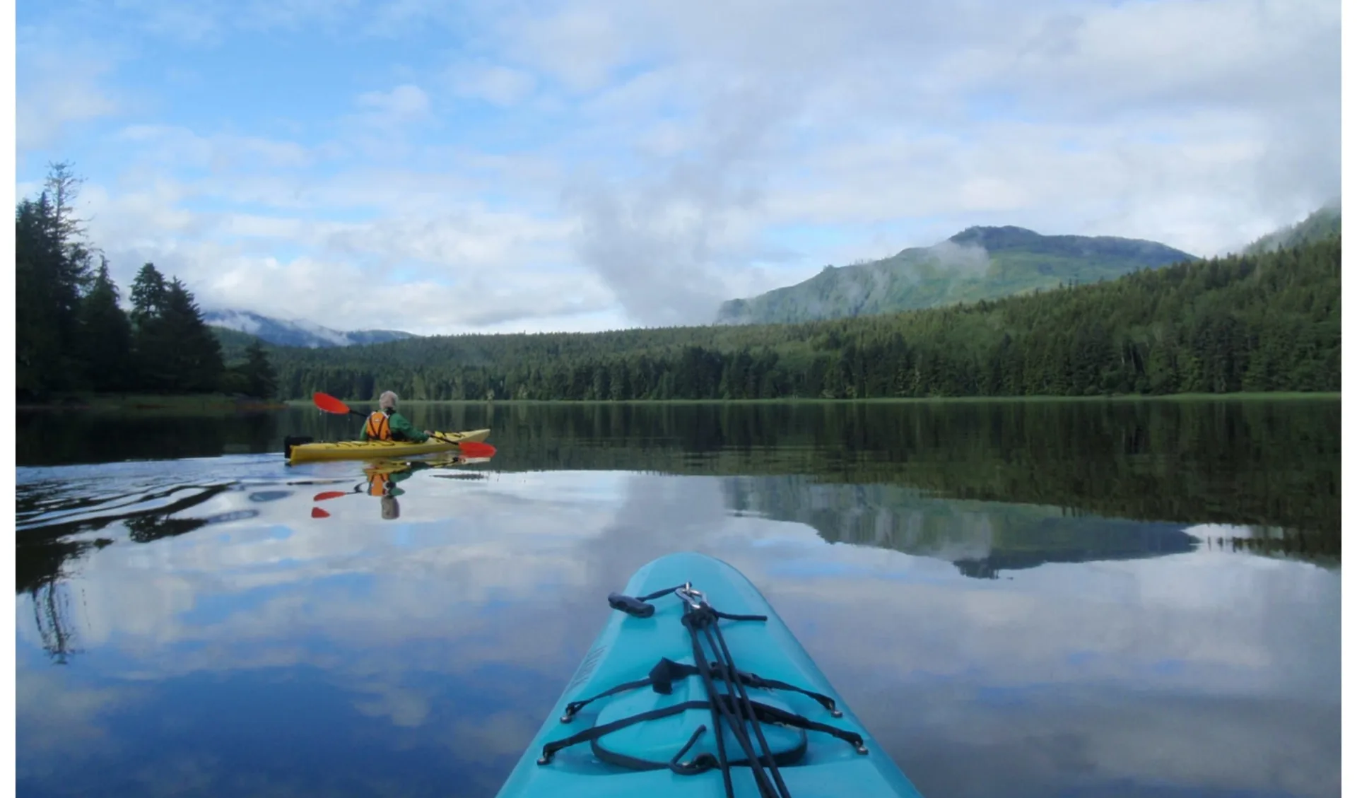 Bärenbeobachtung Knight Inlet Lodge 4 Tage ab Campbell River: activities: Knight Inlet Lodge - Kayaking