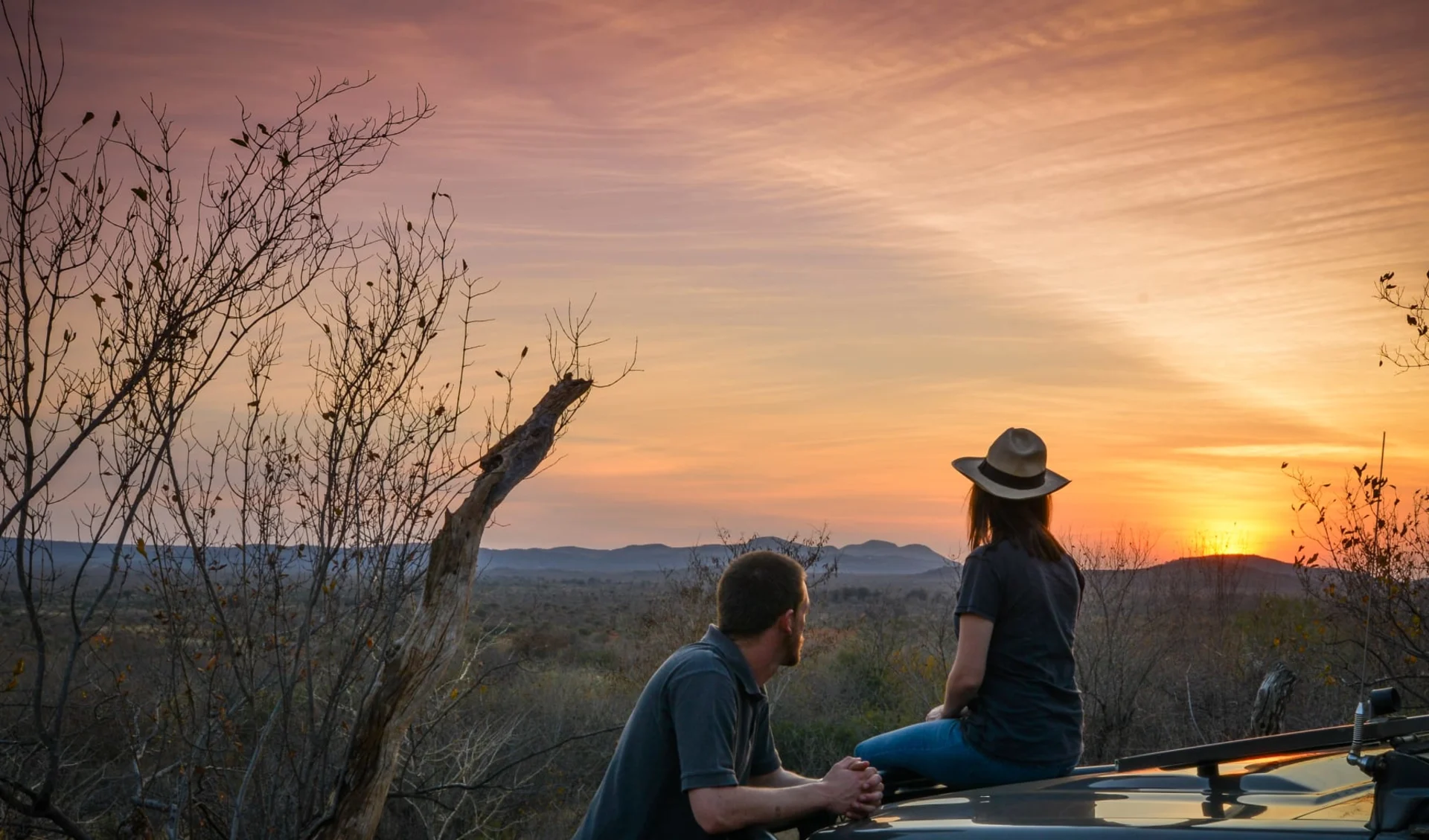 Madikwe Safari Lodge in Madikwe Game Reserve:  Madikwe Safari Lodge - Bushwalk