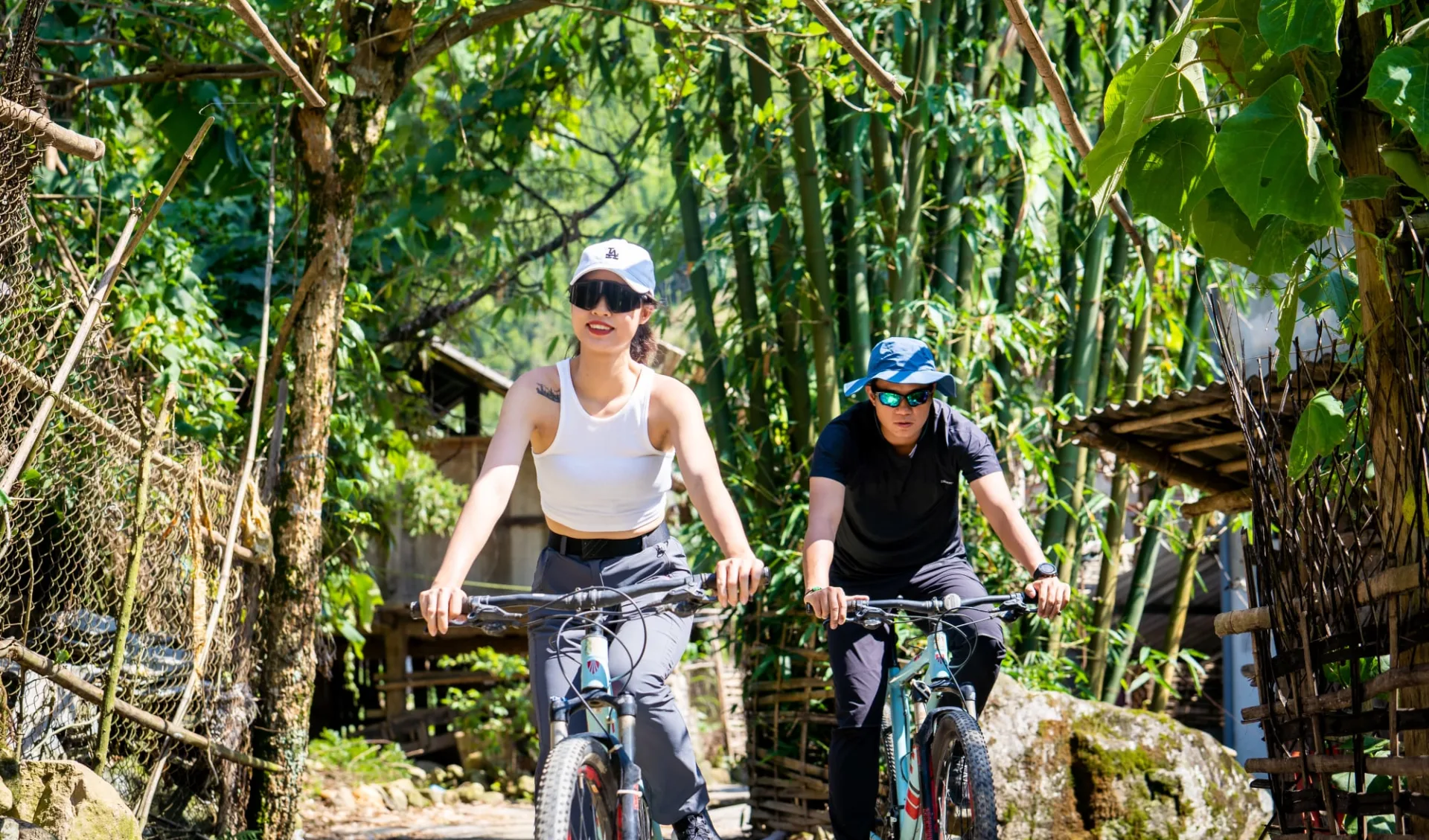 Abenteuer Sapa - Hiking & Biking Package ab Hanoi: Activity