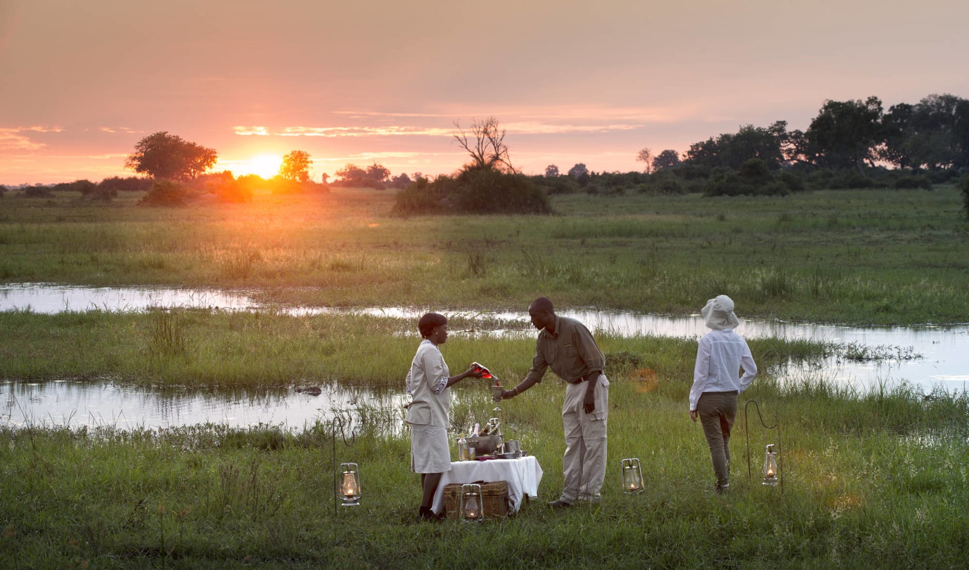 Duba Explorers Camp in Okavango Delta: aktiv - DubaExpeditionCamp-Safari-Experience-GreatPlainsConservation-7