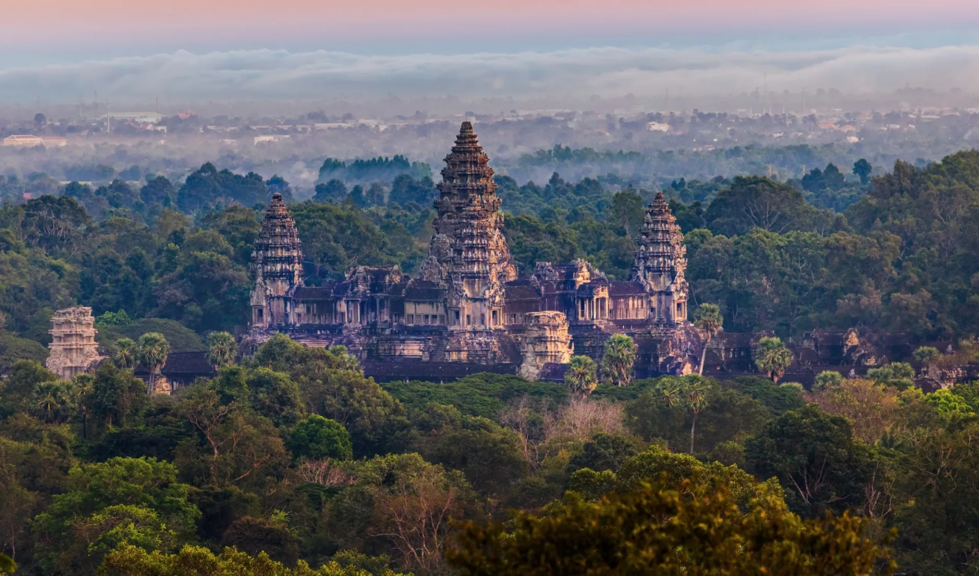 Mystisches Angkor ab Siem Reap: Angkor Wat at sunset