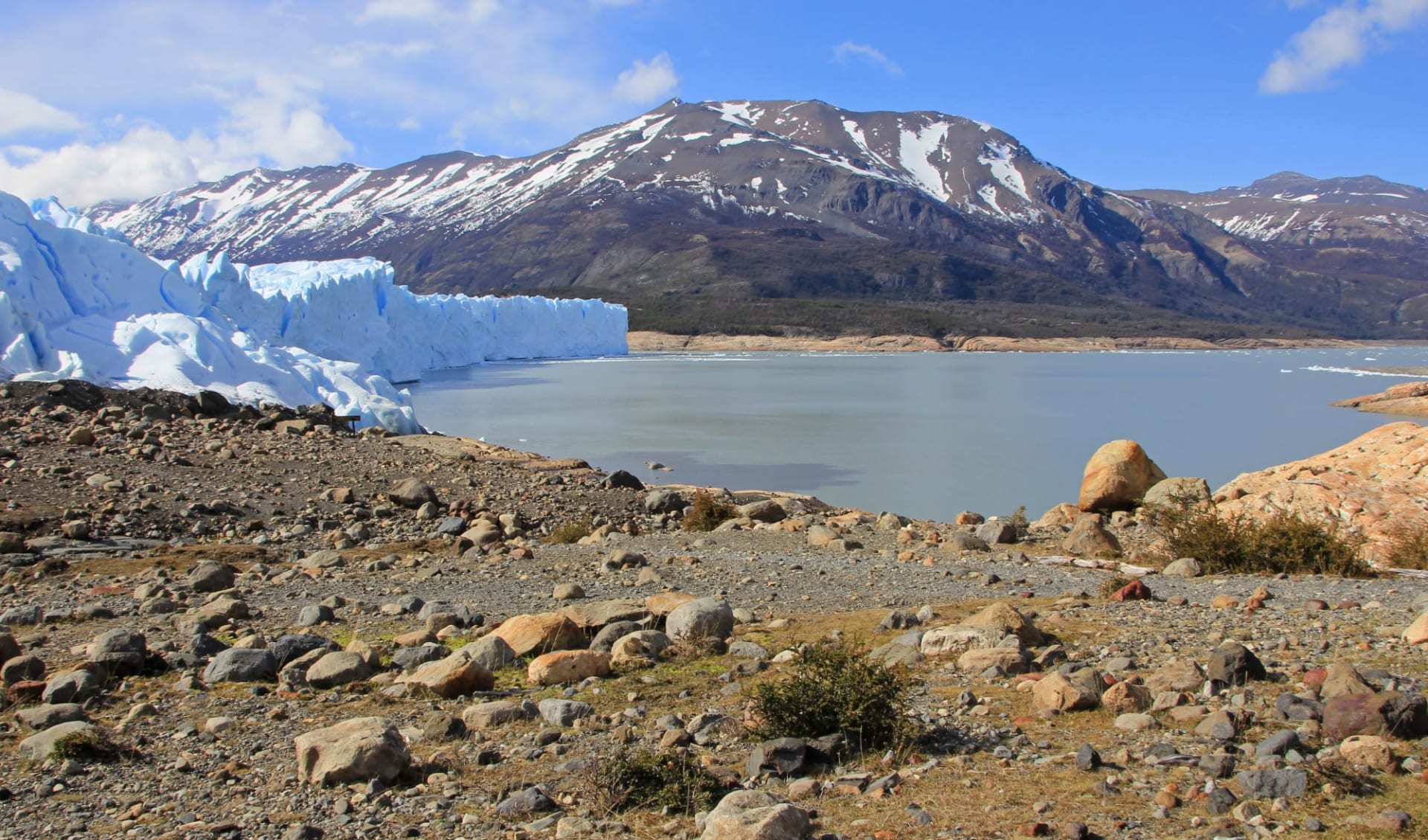 Argentinien Exklusiv ab Buenos Aires: arg_calafate_p.moreno_minitrekking_01_c_sat_ad
