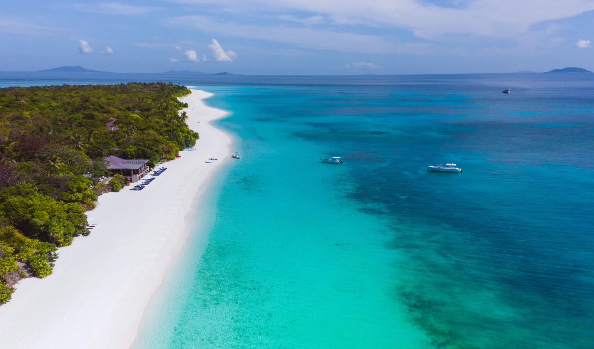 Amanpulo in Palawan: Amanpulo Beach