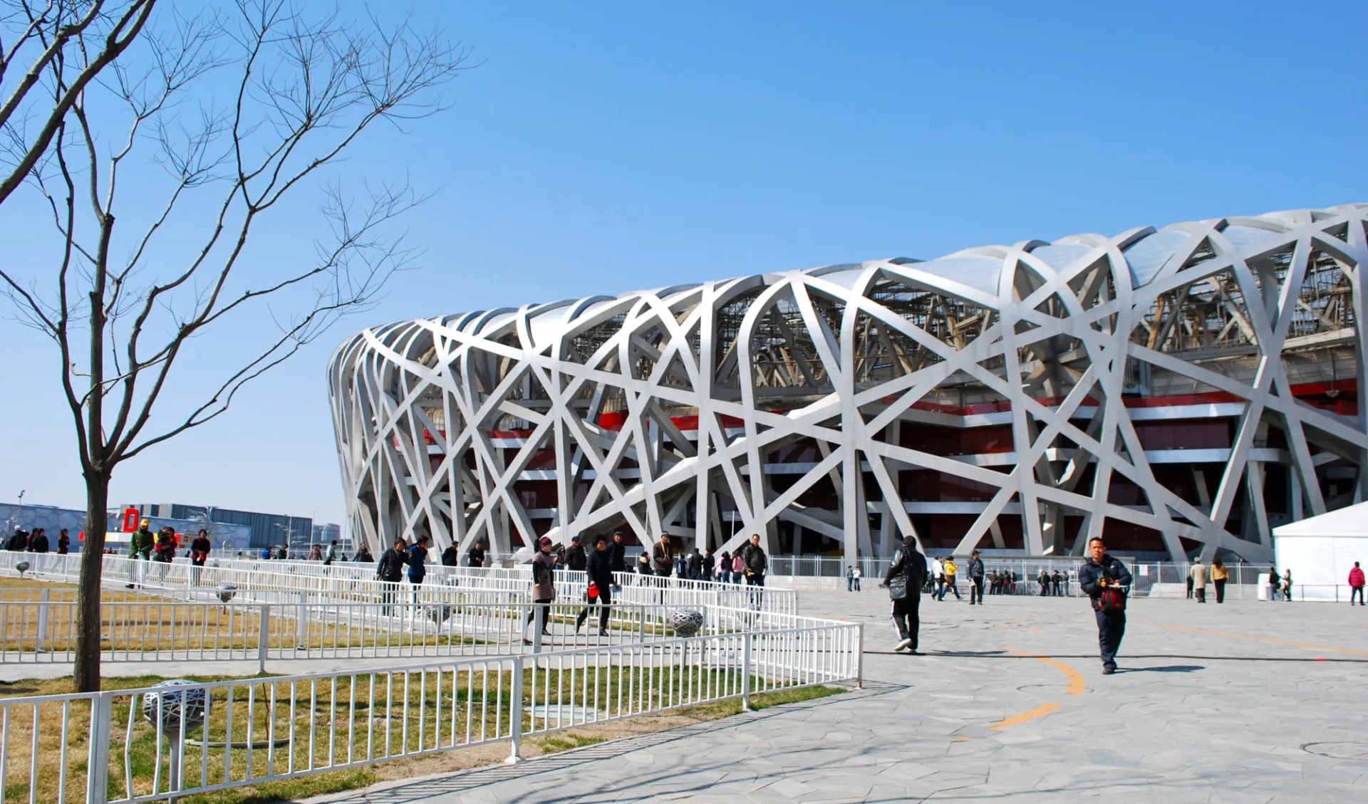 Glanzlichter Chinas mit dem Zug ab Peking: Beijing Olympia Stadion Bird's Nest 