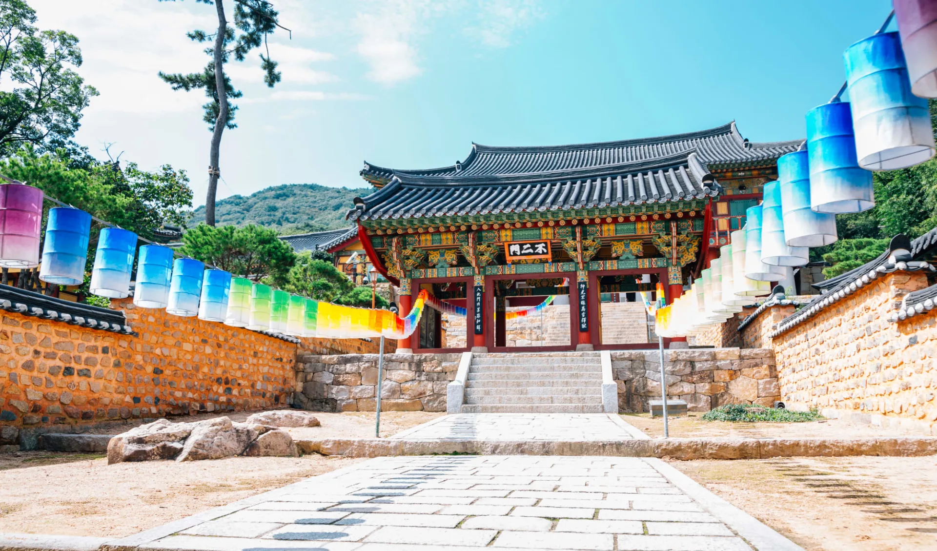Spirituelles Erlebnis «Temple stay» ab Busan: Beomeosa Temple