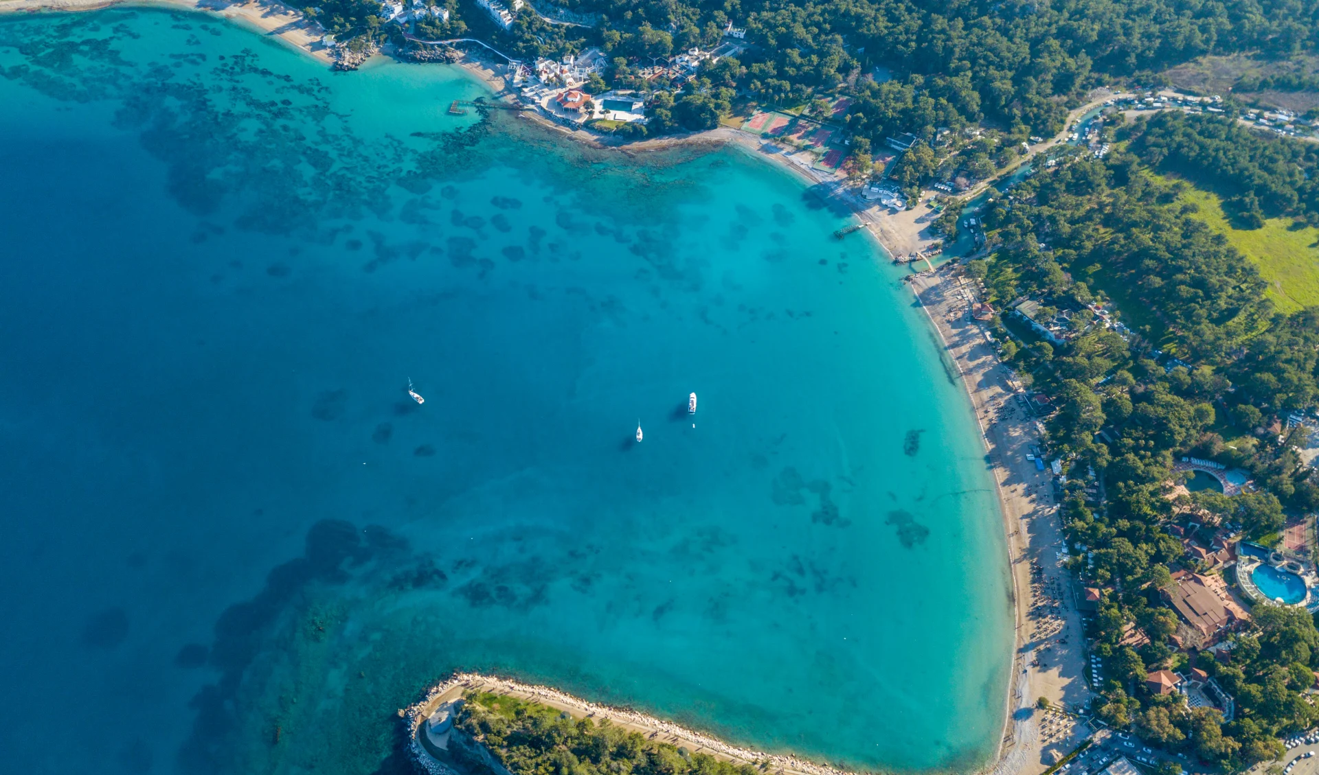 Badeferien im Delphin Deluxe ab Antalya: blaues Meer_Türkei