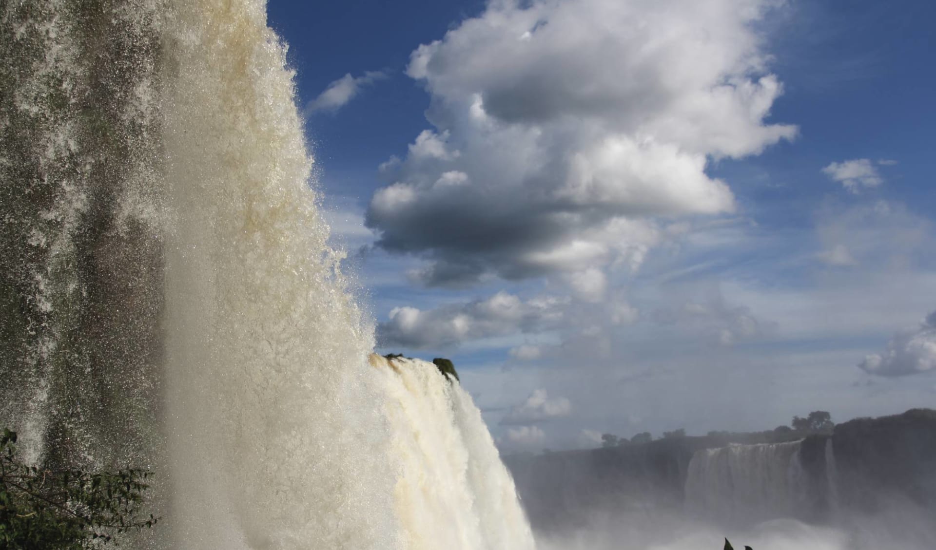 Iguaçu-Fälle ab Foz do Iguaçu: Brasilien - Iguaçu - Wasserfall