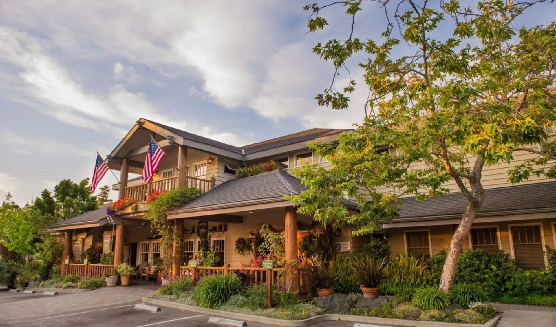 Cambria Pines Lodge: Cambria Pines_Aussen_Webseite