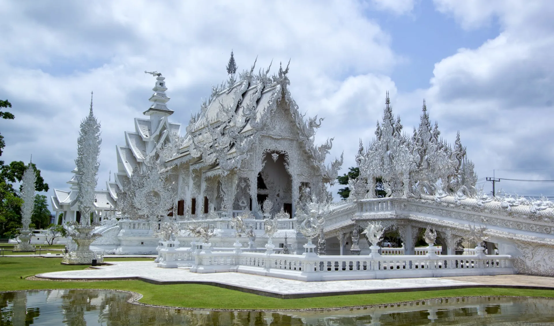 Höhepunkte Thailands ab Bangkok: Chiang Rai Wat Rong Khun