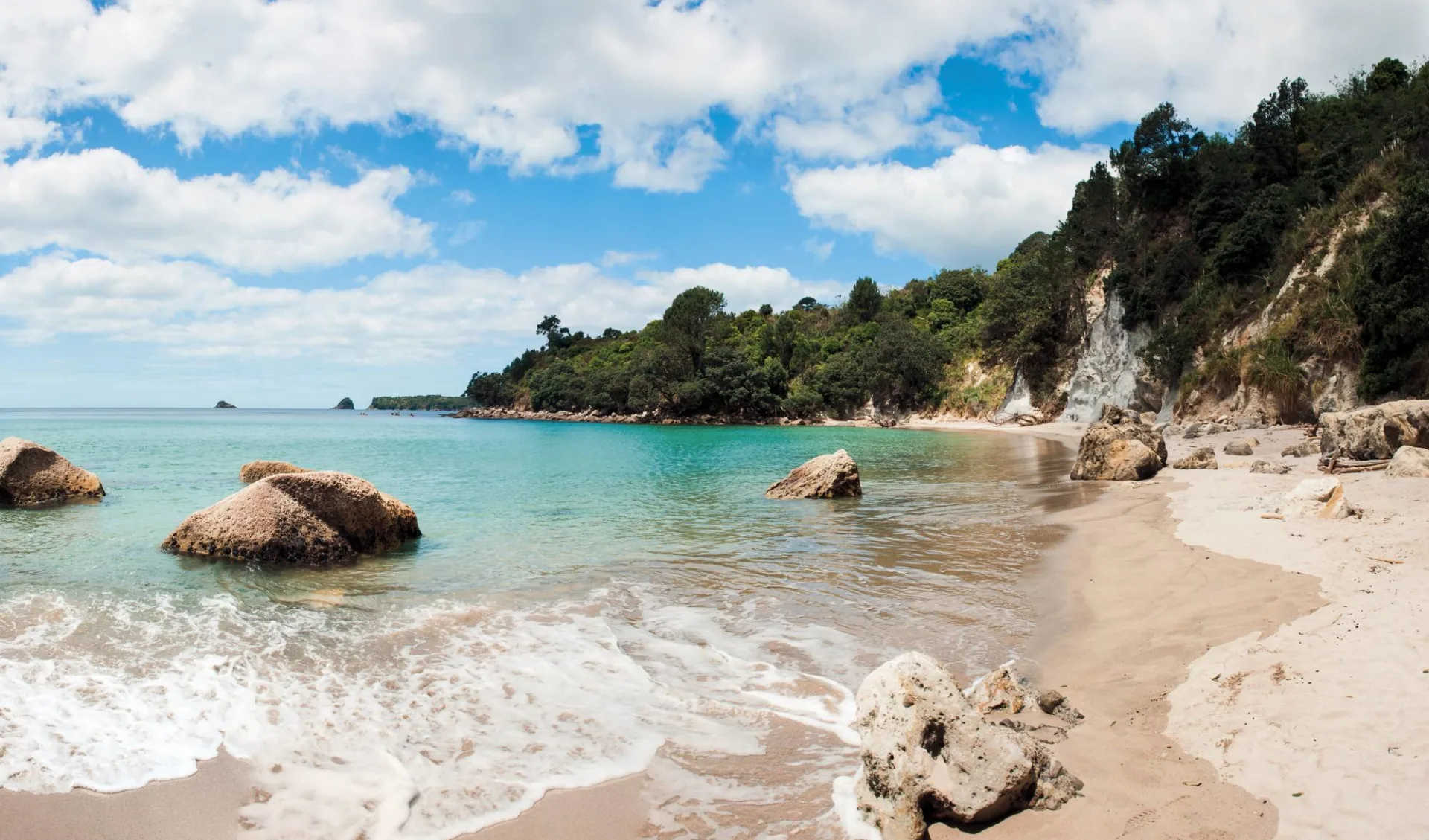 Zauber der Nordinsel ab Auckland: Coromandel Peninsula - Strand