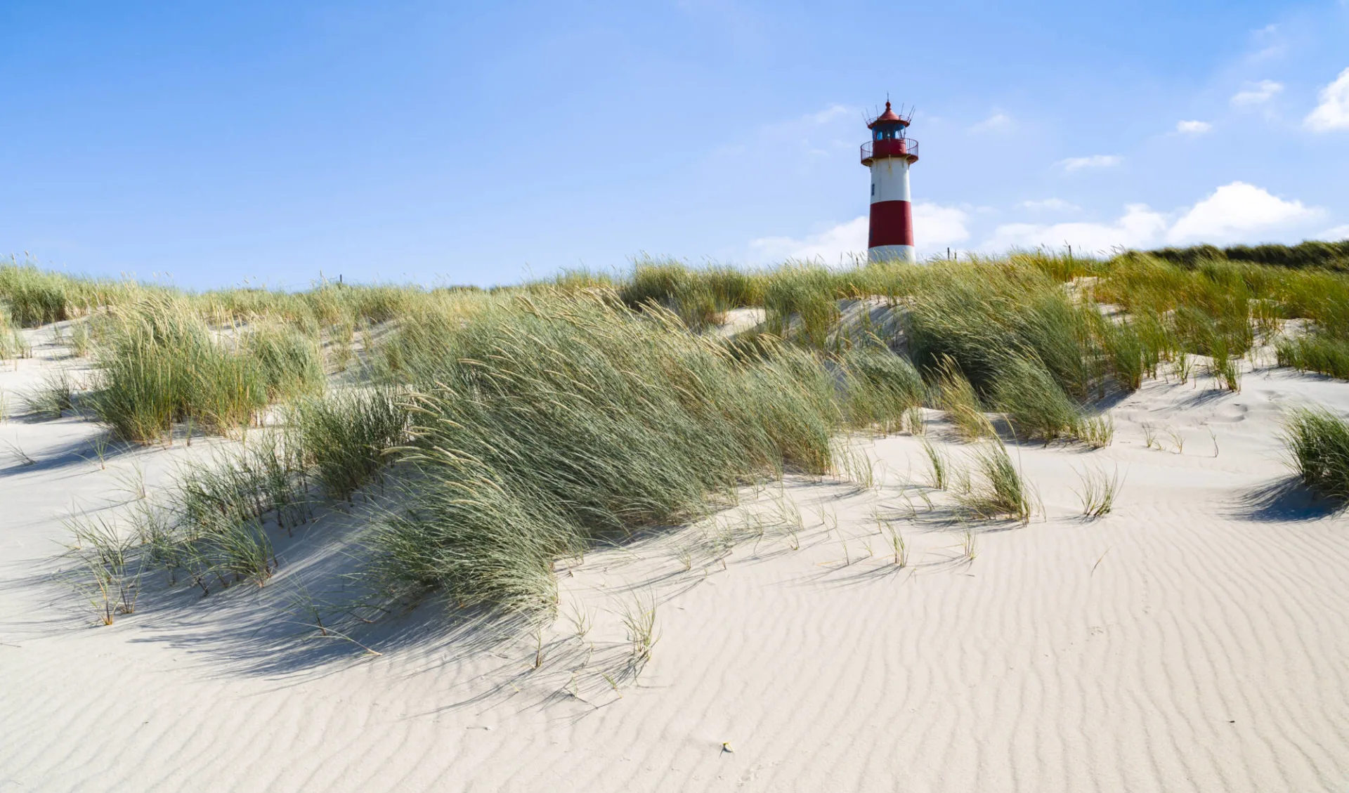 Badeferien im Hotel BUDERSAND ab Sylt: Deutschland_Leuchtturm in der Düne