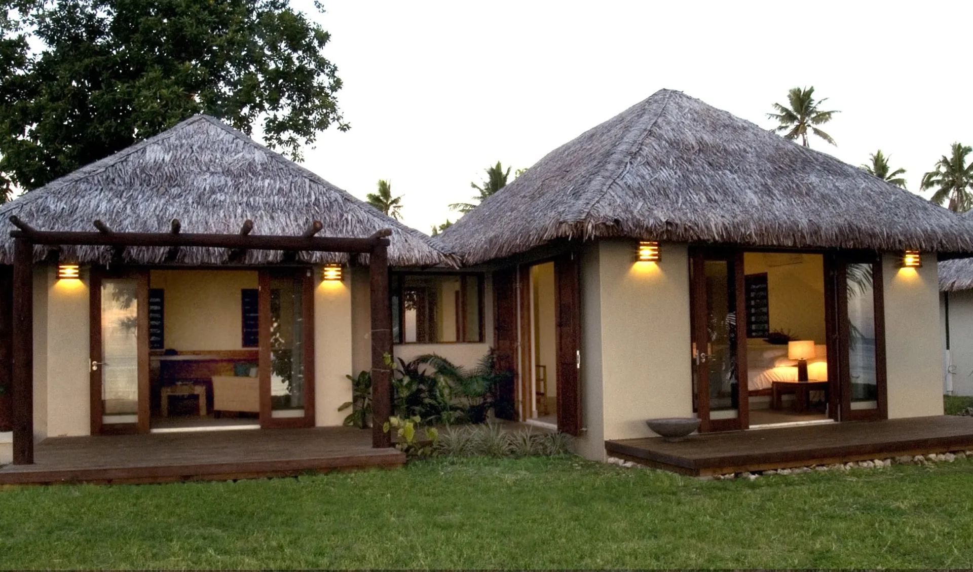 Eratap Beach Resort in Port Vila:  12 Eratap 1 bed villa exterior