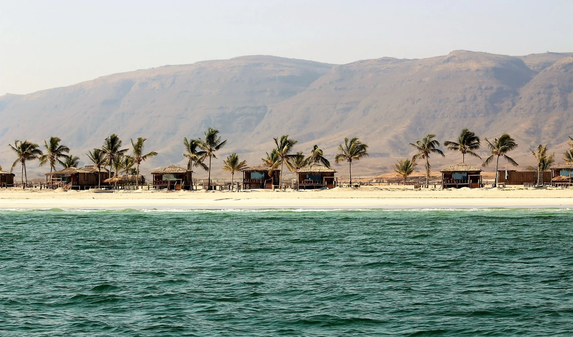 Unberührter Oman ab Salalah: exterior: 