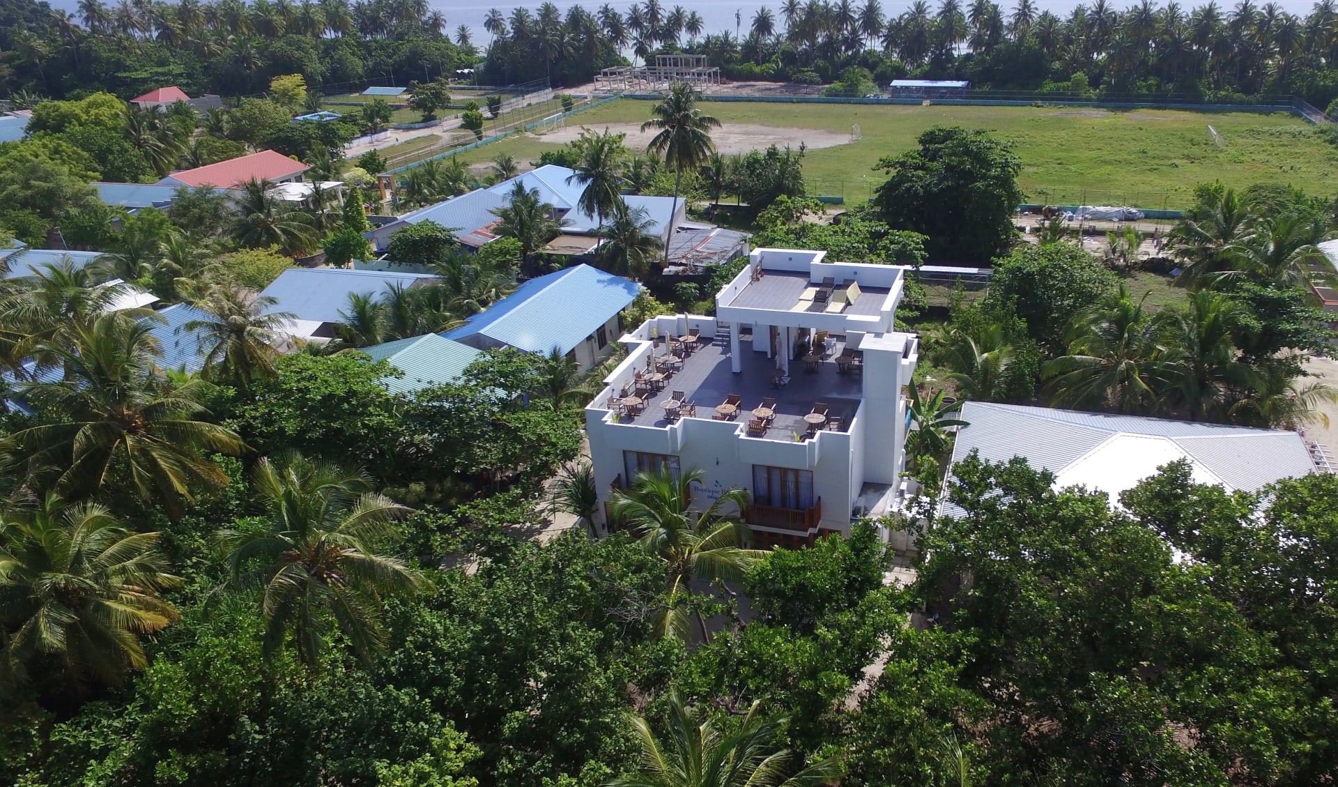 Boutique Beach Dhigurah: exterior: