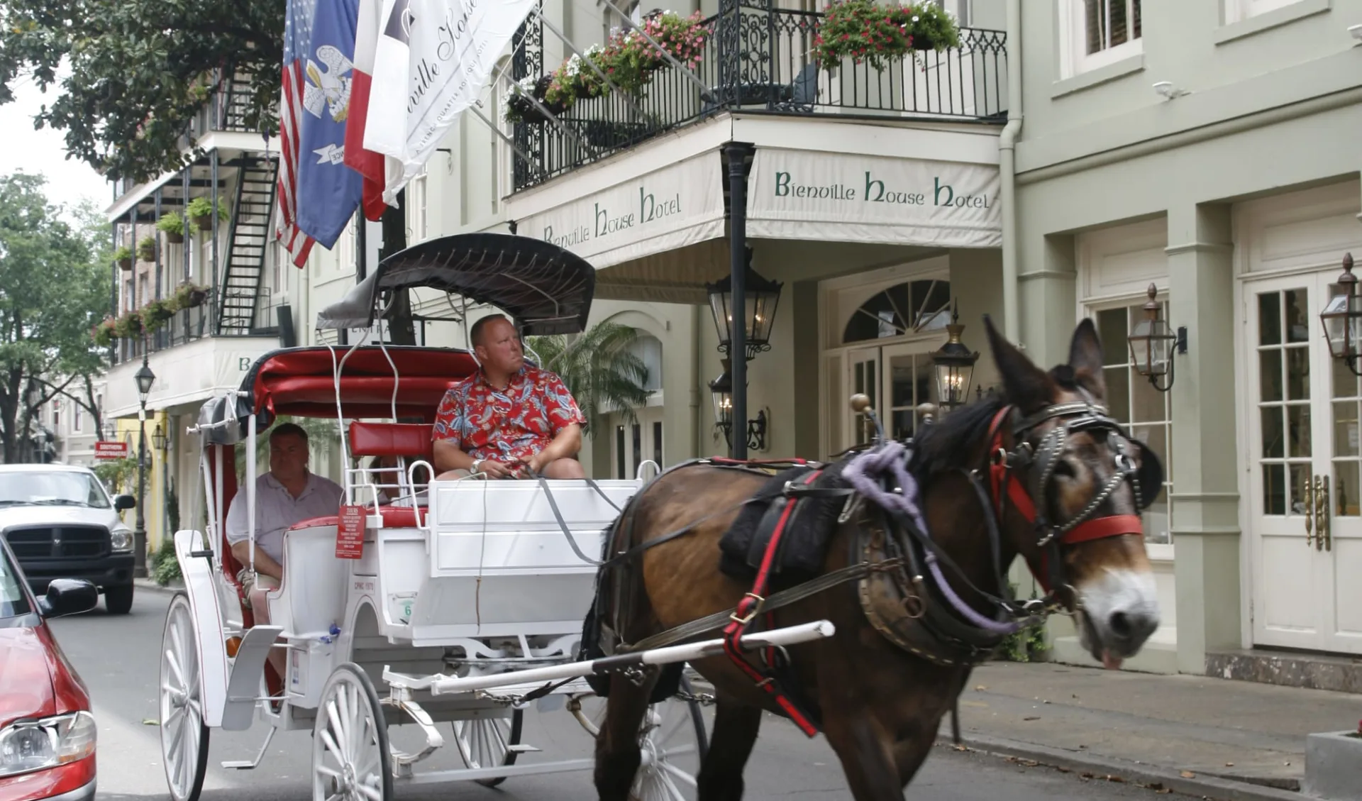 Bienville House in New Orleans:  Bienville House - Carriage