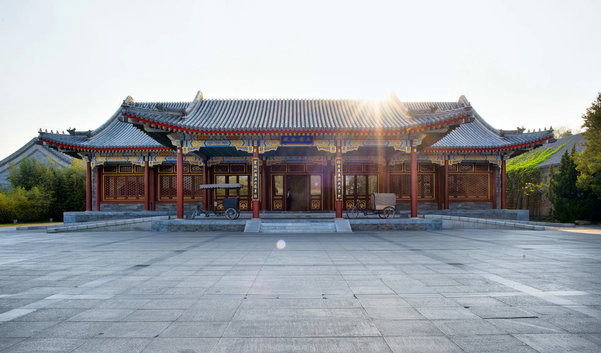 Aman Summer Palace in Peking:  Entrance Pavilion