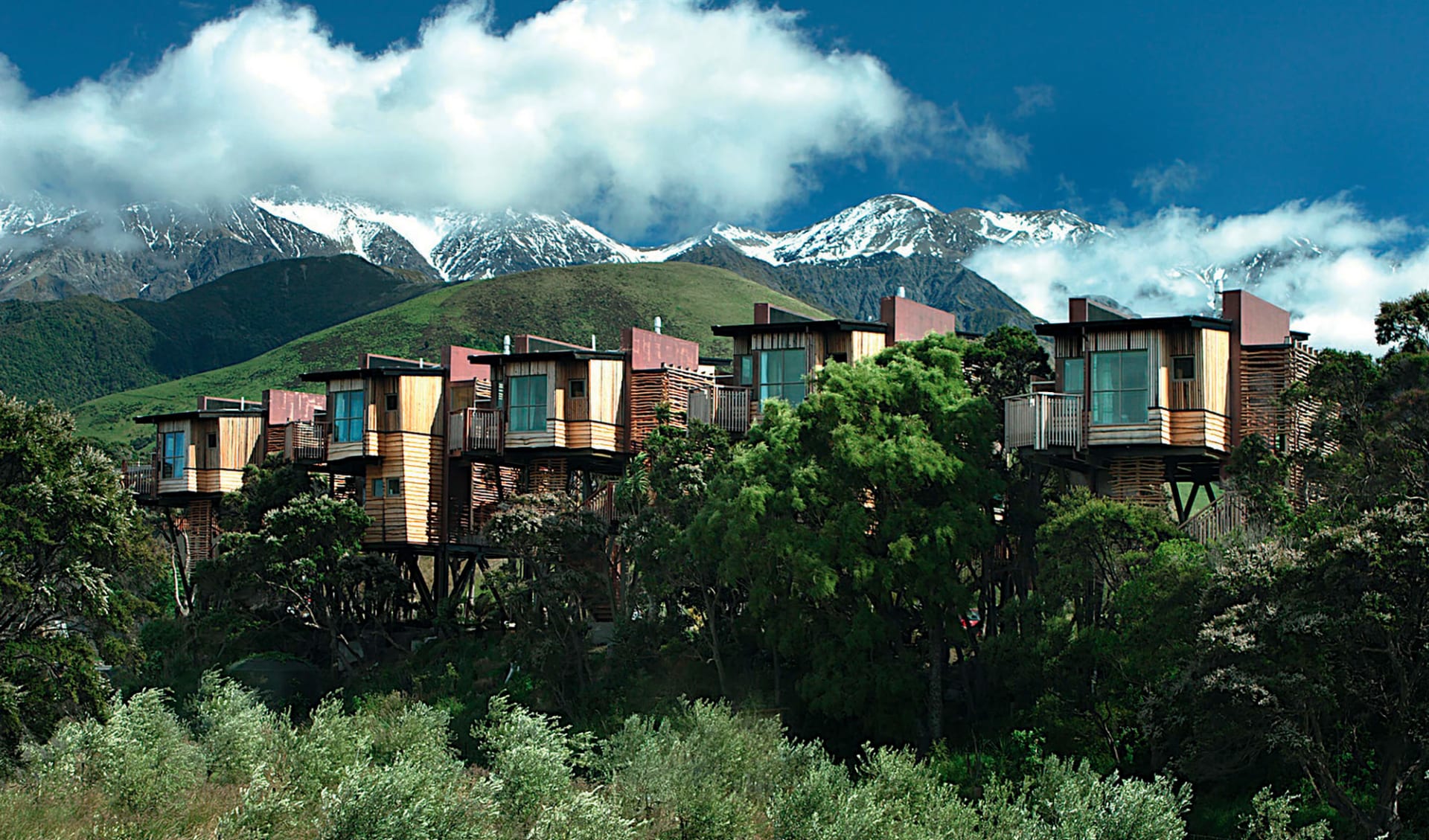 Hapuku Lodge in Kaikoura:  Hapuku Lodge - Blick auf gesamte Anlage